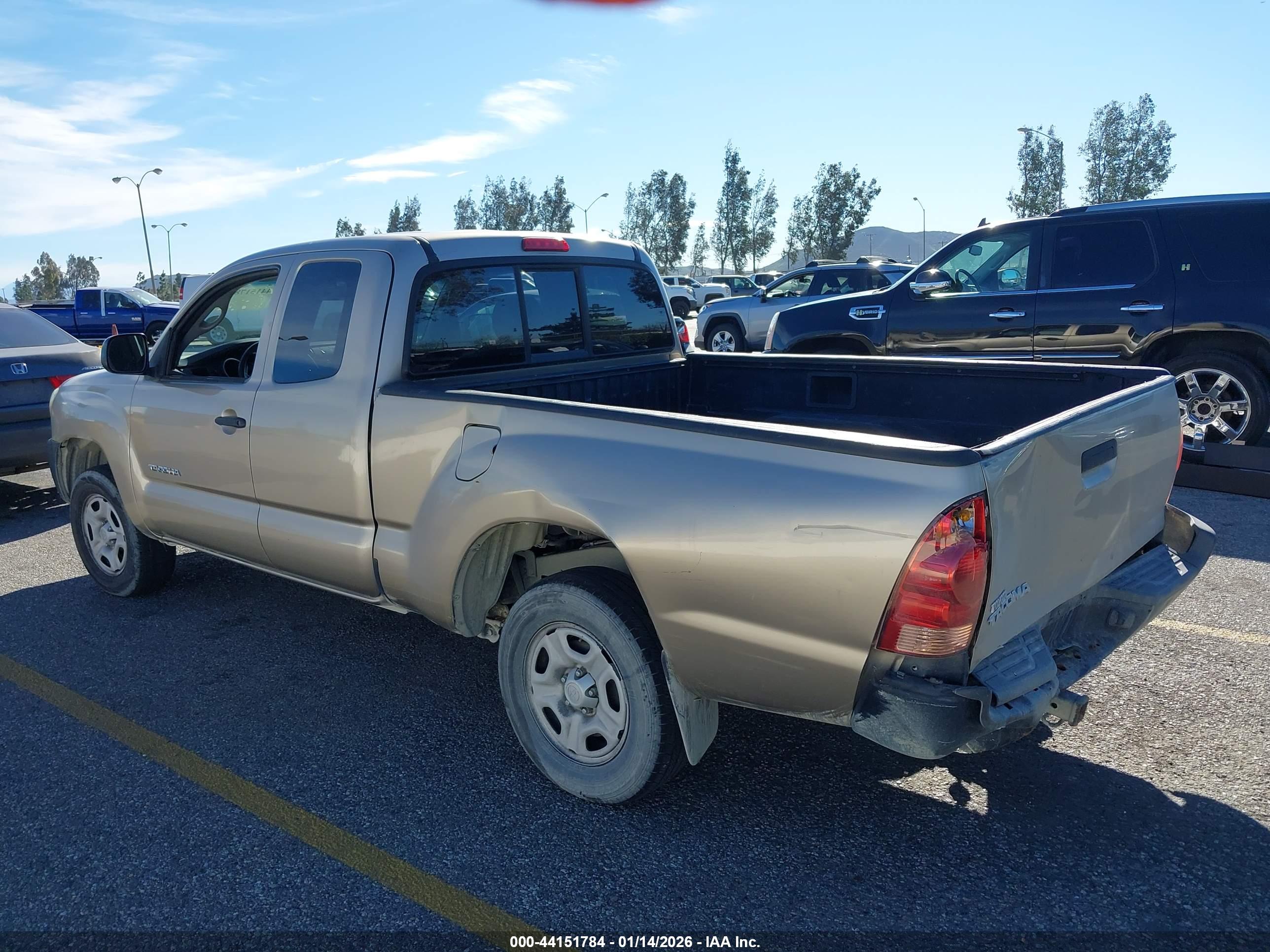 TOYOTA TACOMA image 3