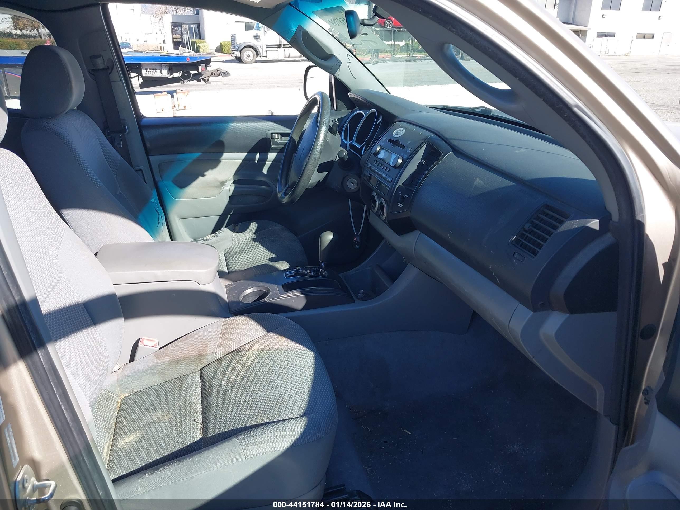 TOYOTA TACOMA image 5