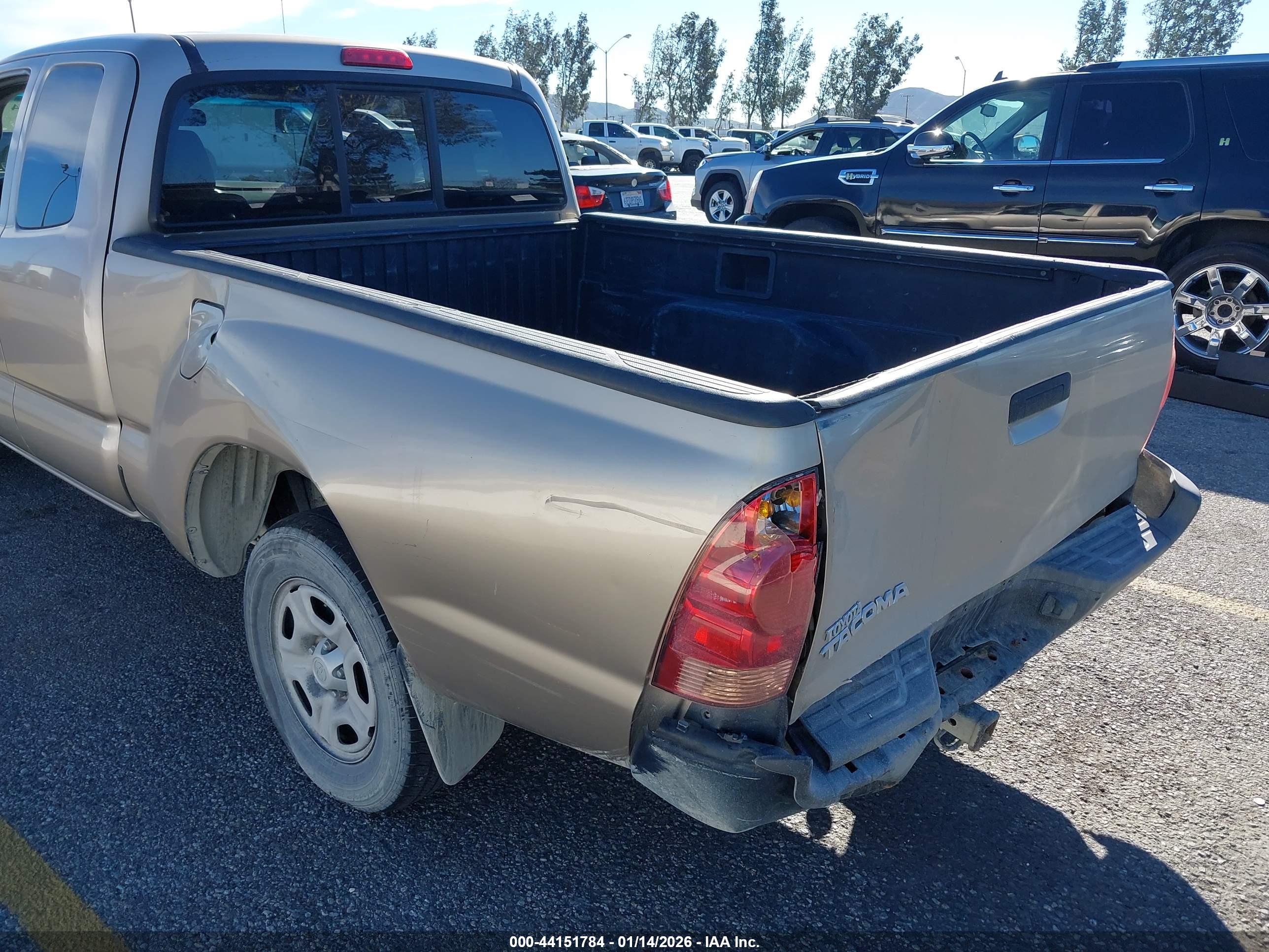 TOYOTA TACOMA image 6
