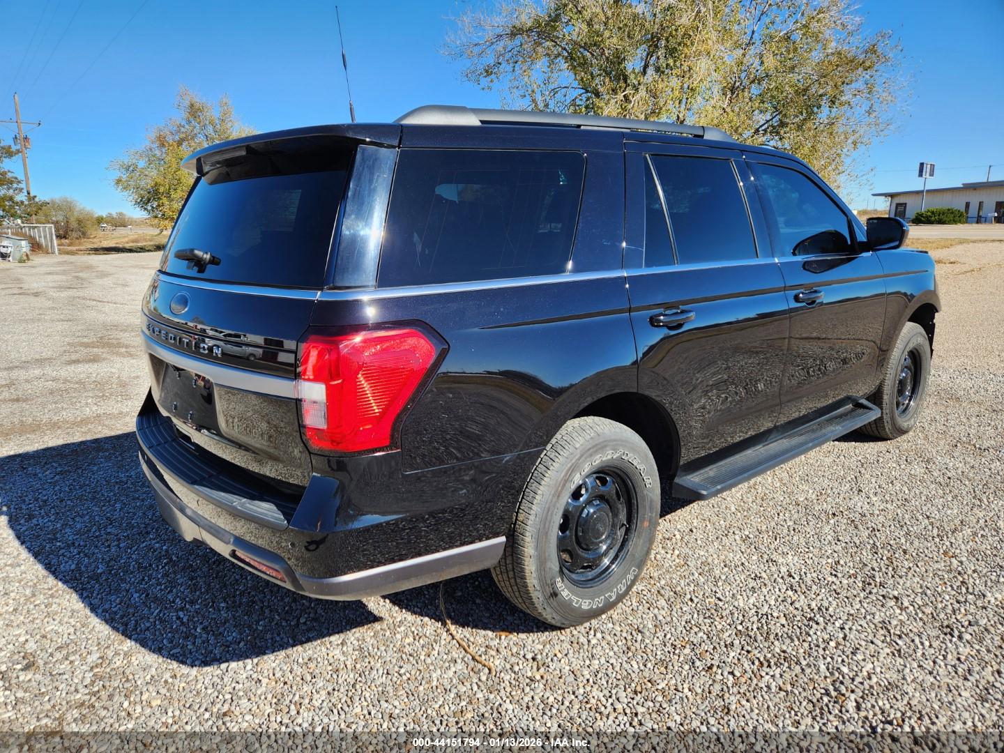 FORD EXPEDITION image 4