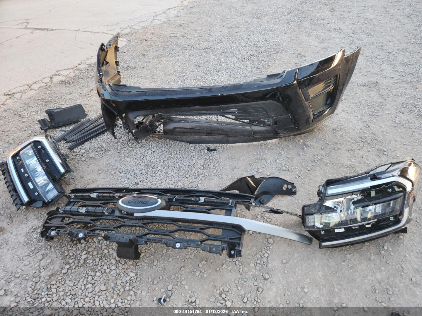 FORD EXPEDITION image 6