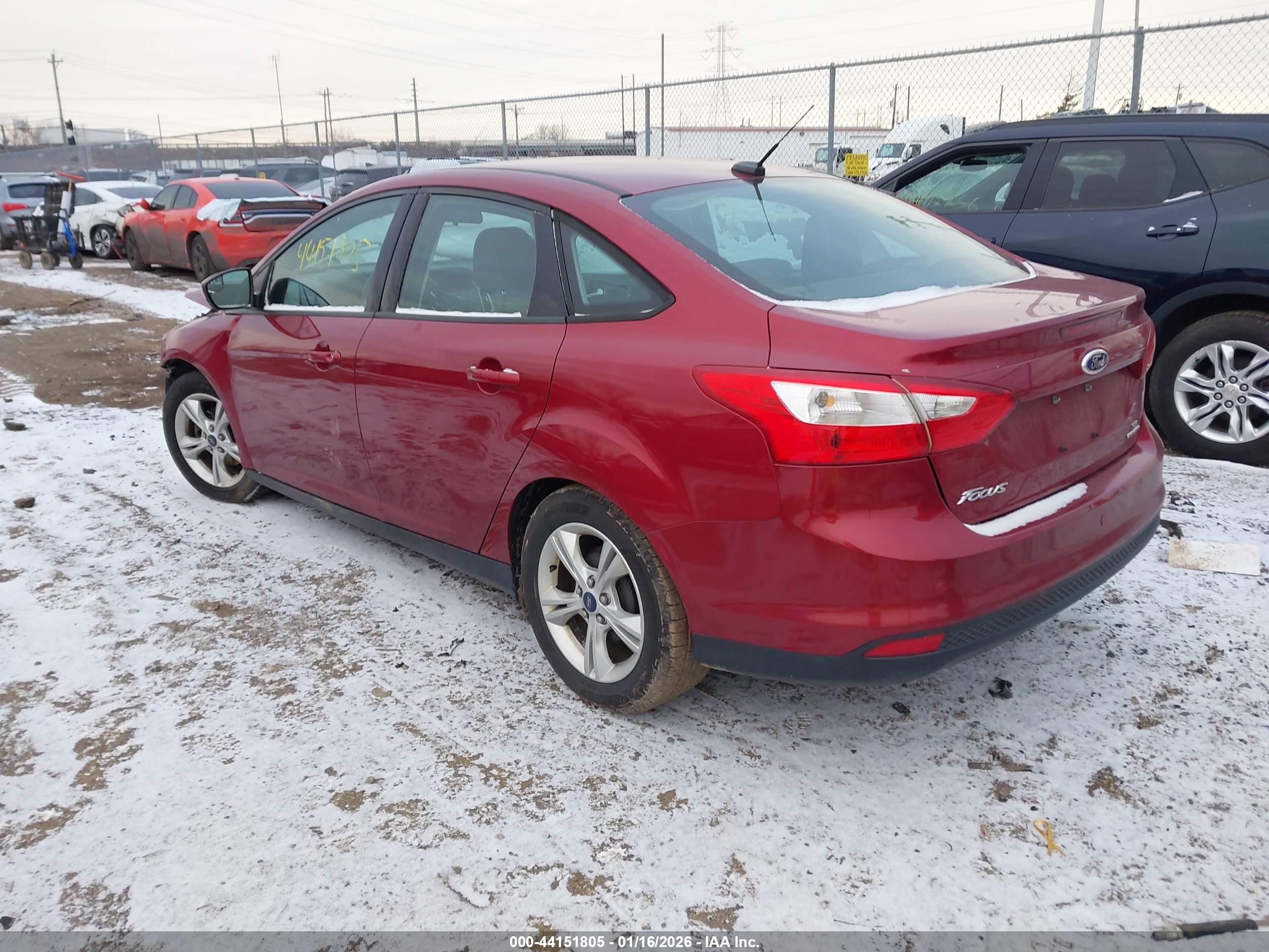 FORD FOCUS image 3