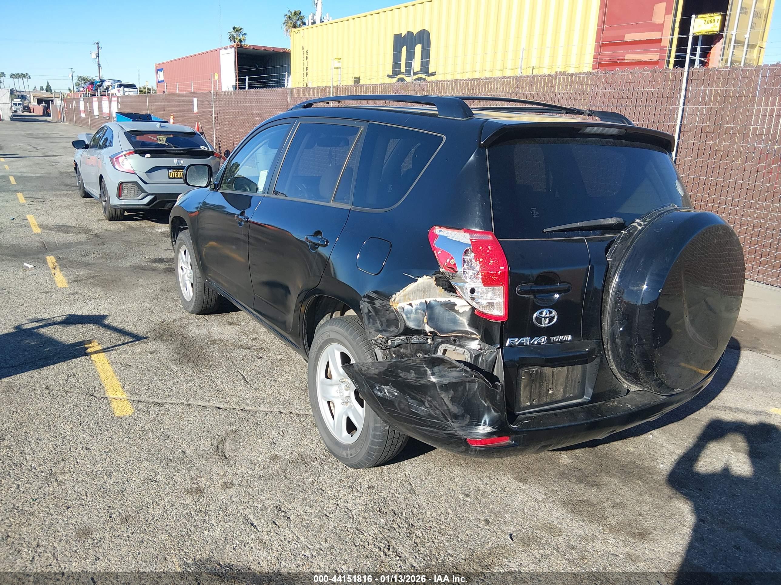 TOYOTA RAV4 image 3