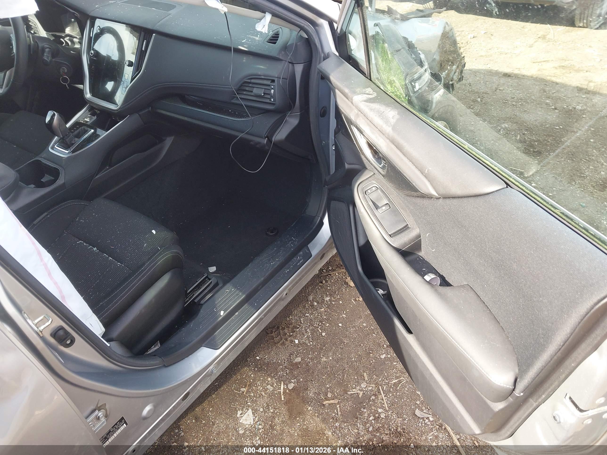 SUBARU LEGACY image 5