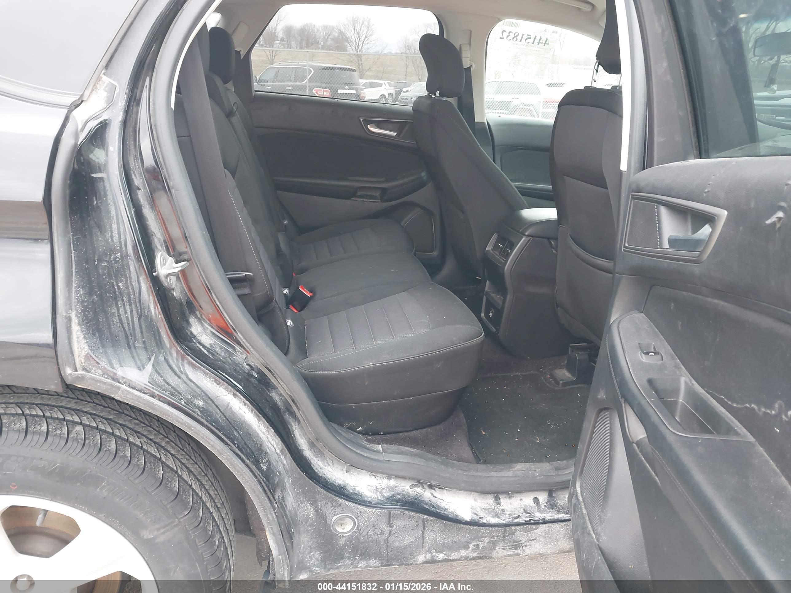 FORD EDGE image 8