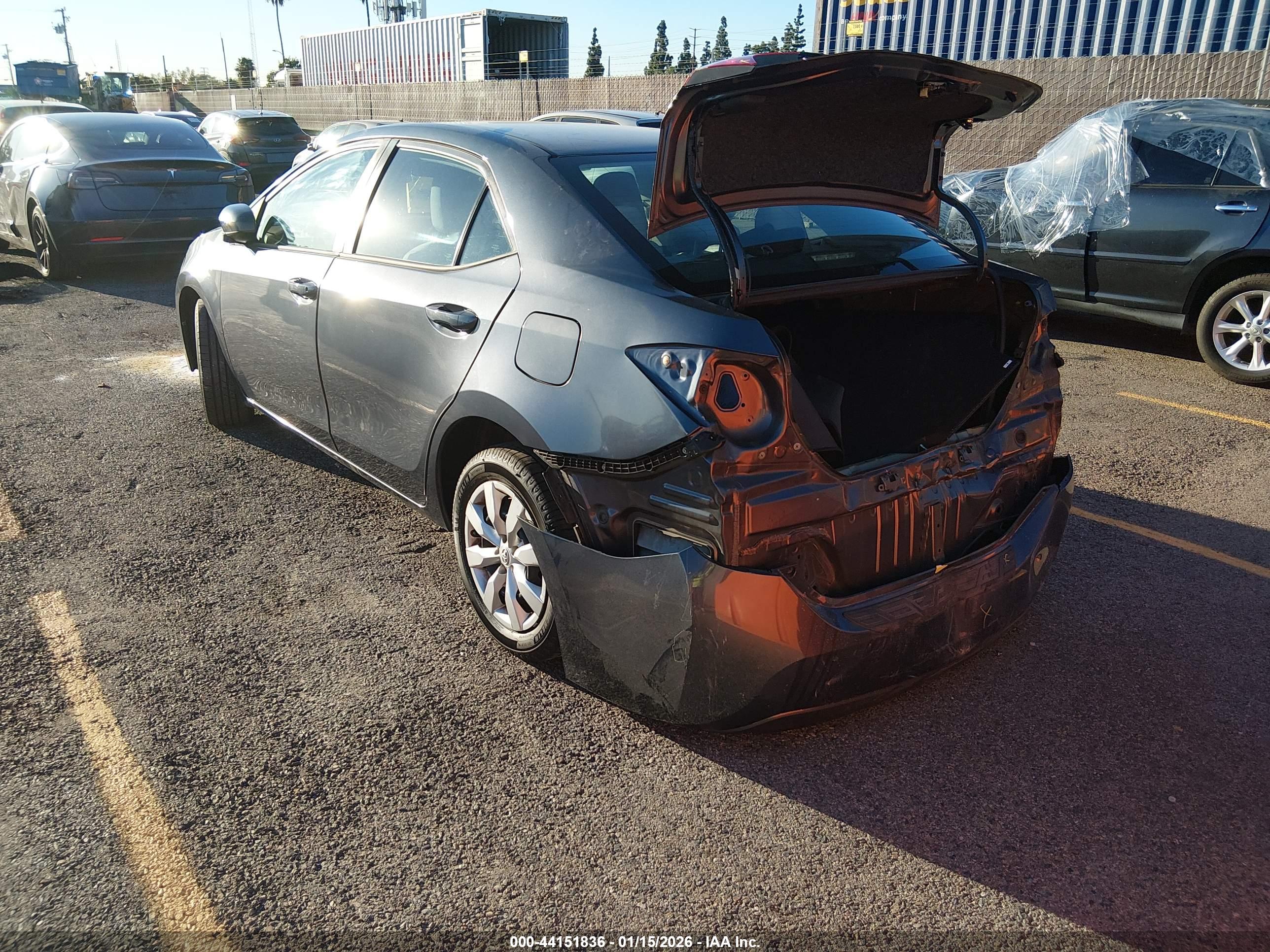 TOYOTA COROLLA image 3