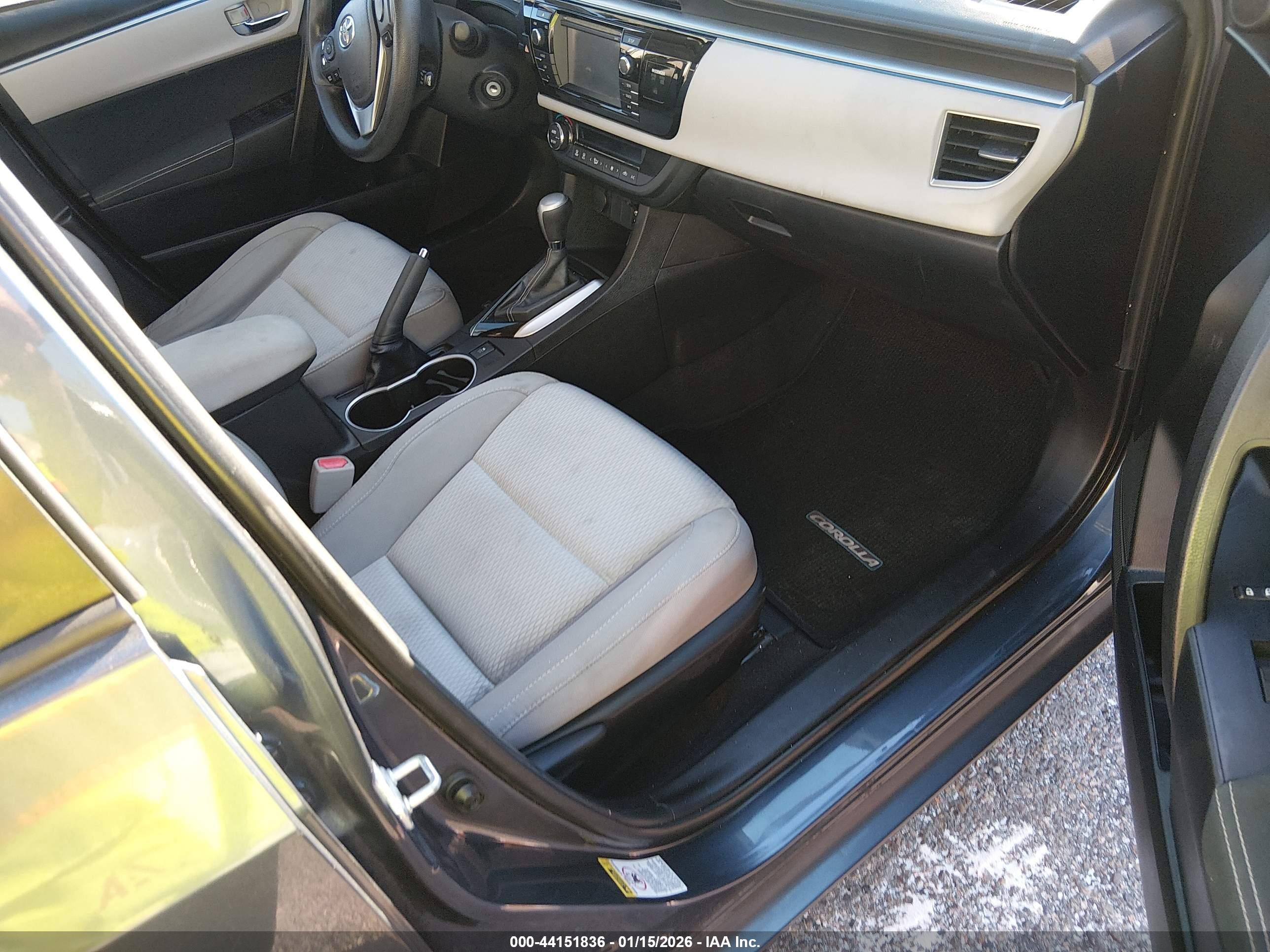 TOYOTA COROLLA image 5