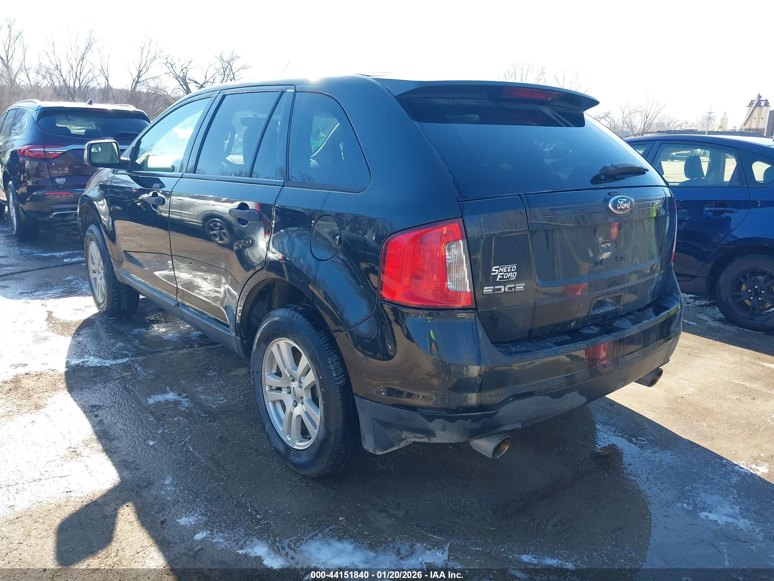 FORD EDGE image 3