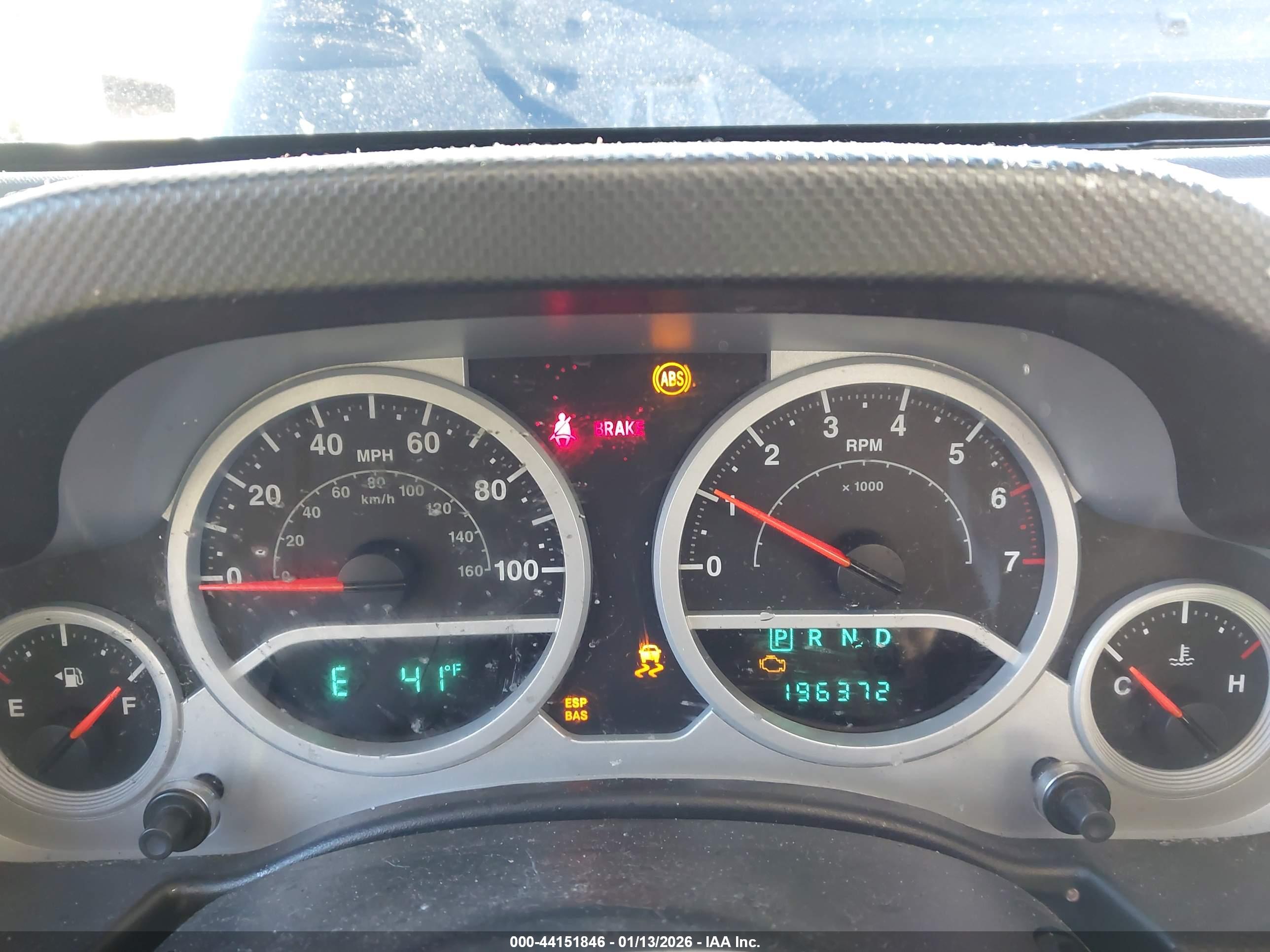 JEEP WRANGLER image 7