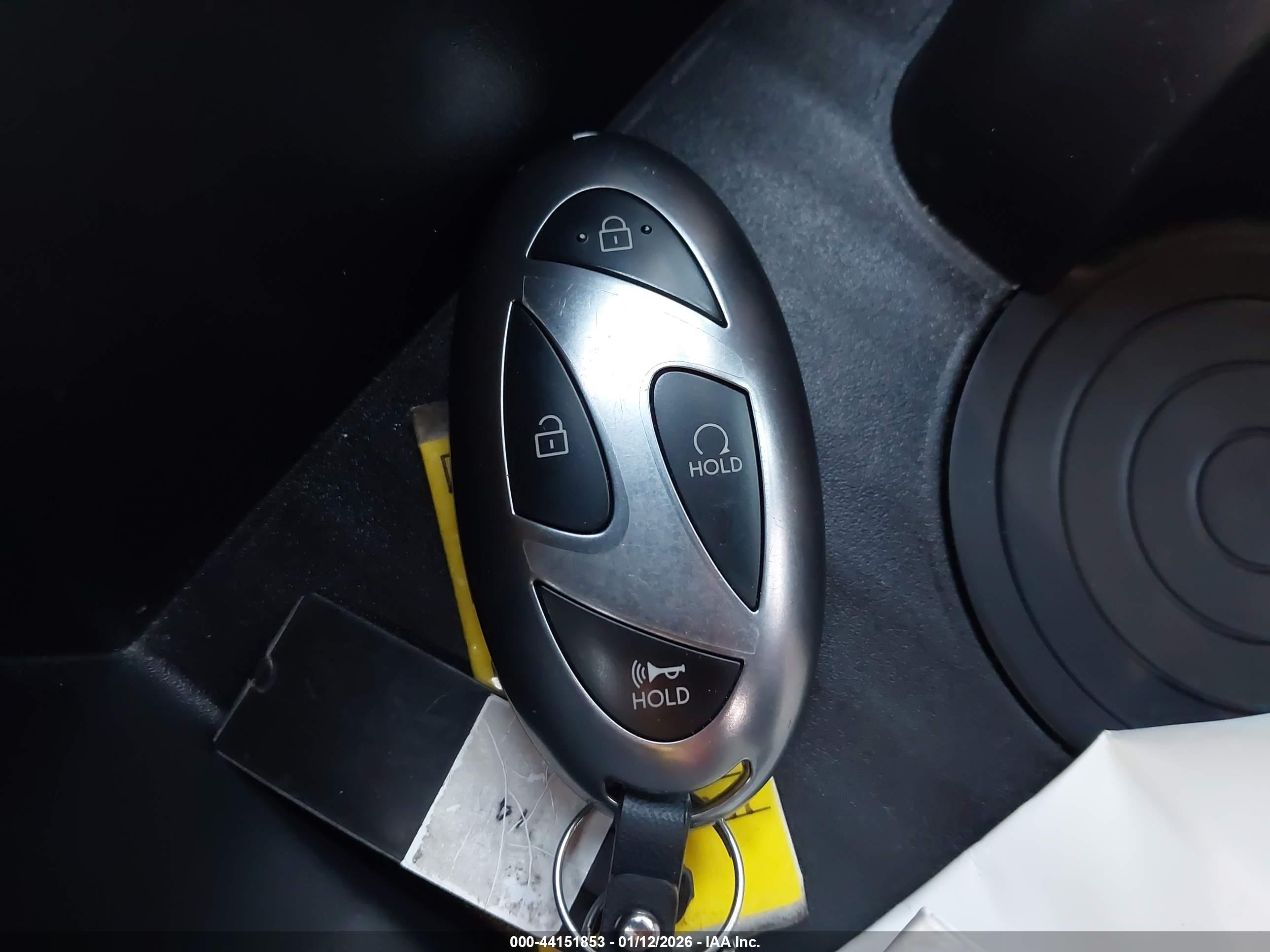 HYUNDAI KONA image 11