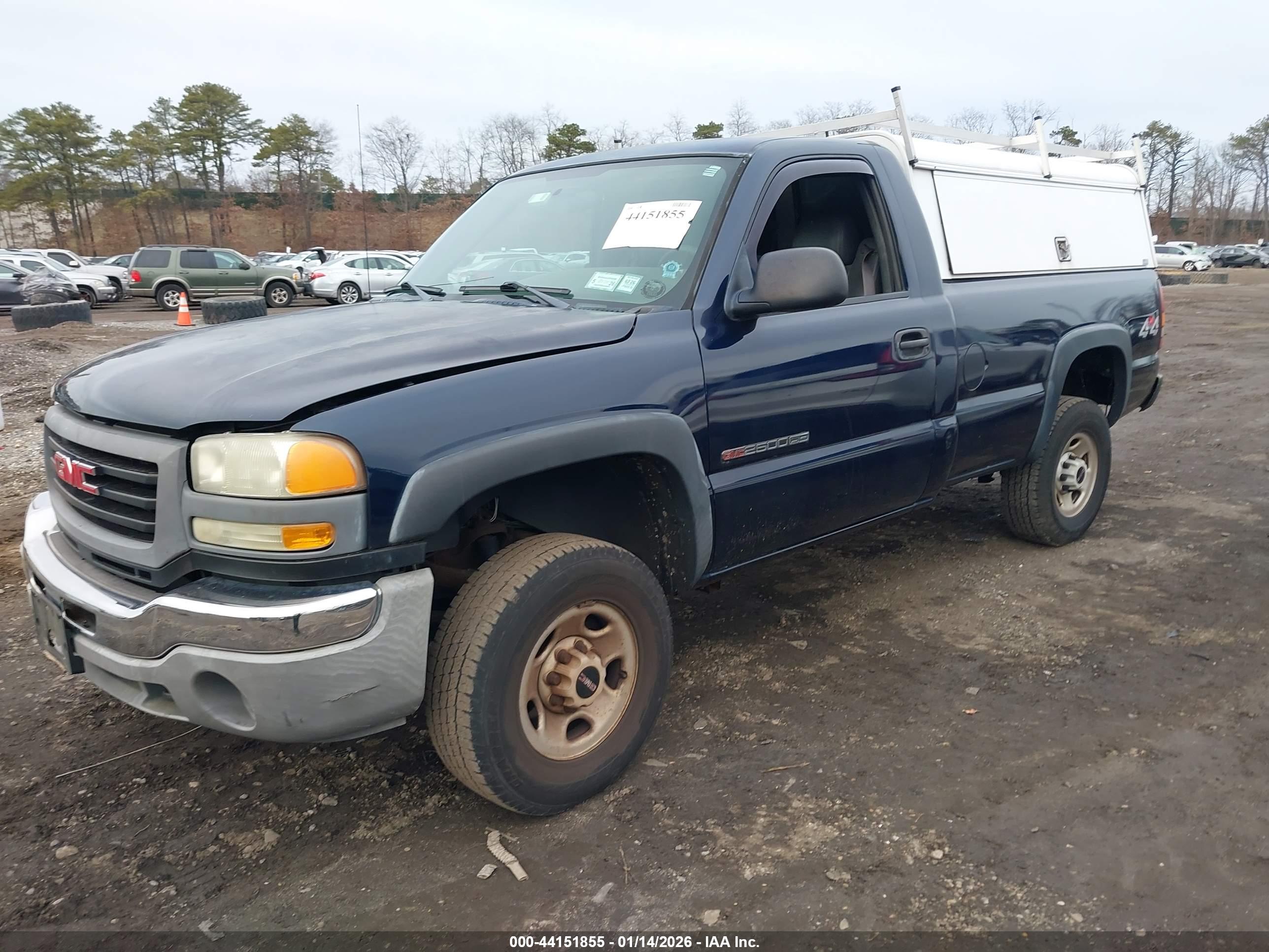 GMC SIERRA image 2