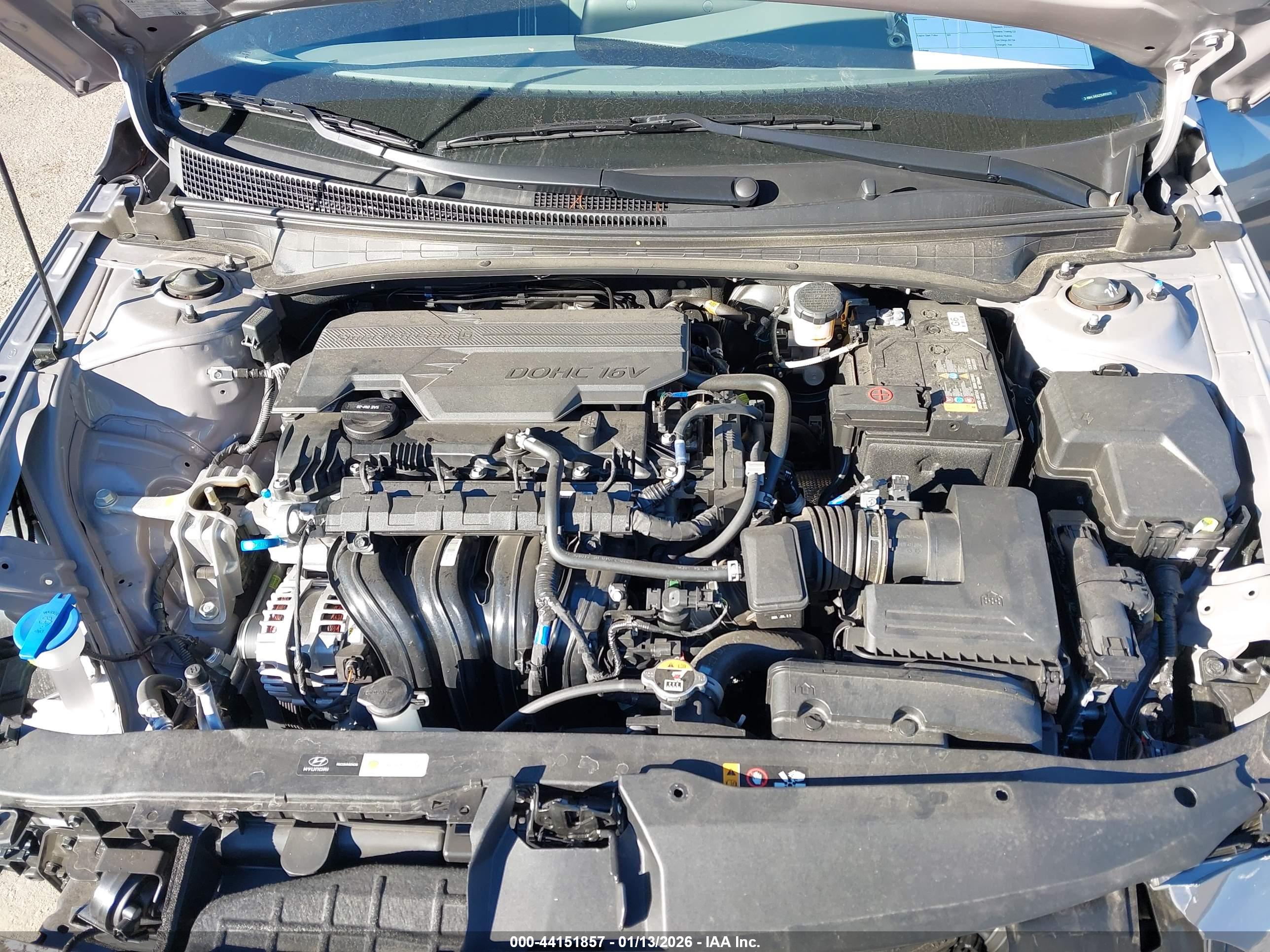 HYUNDAI ELANTRA image 10