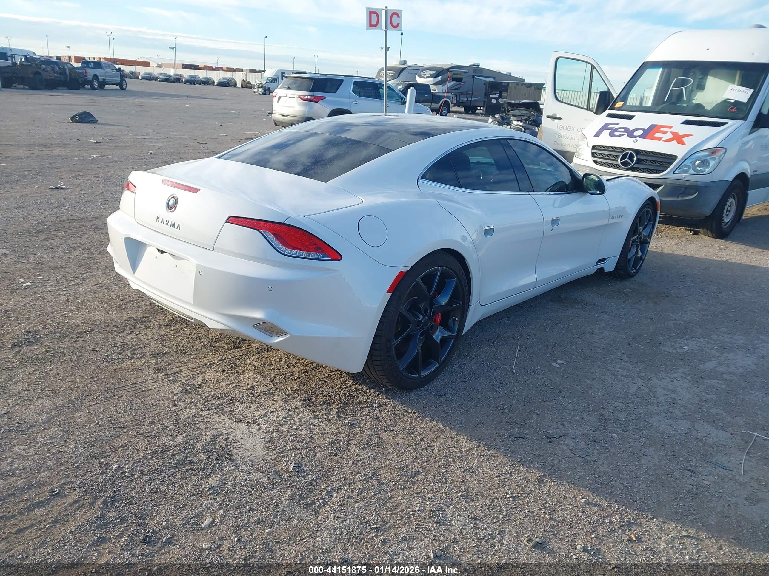 KARMA REVERO image 4