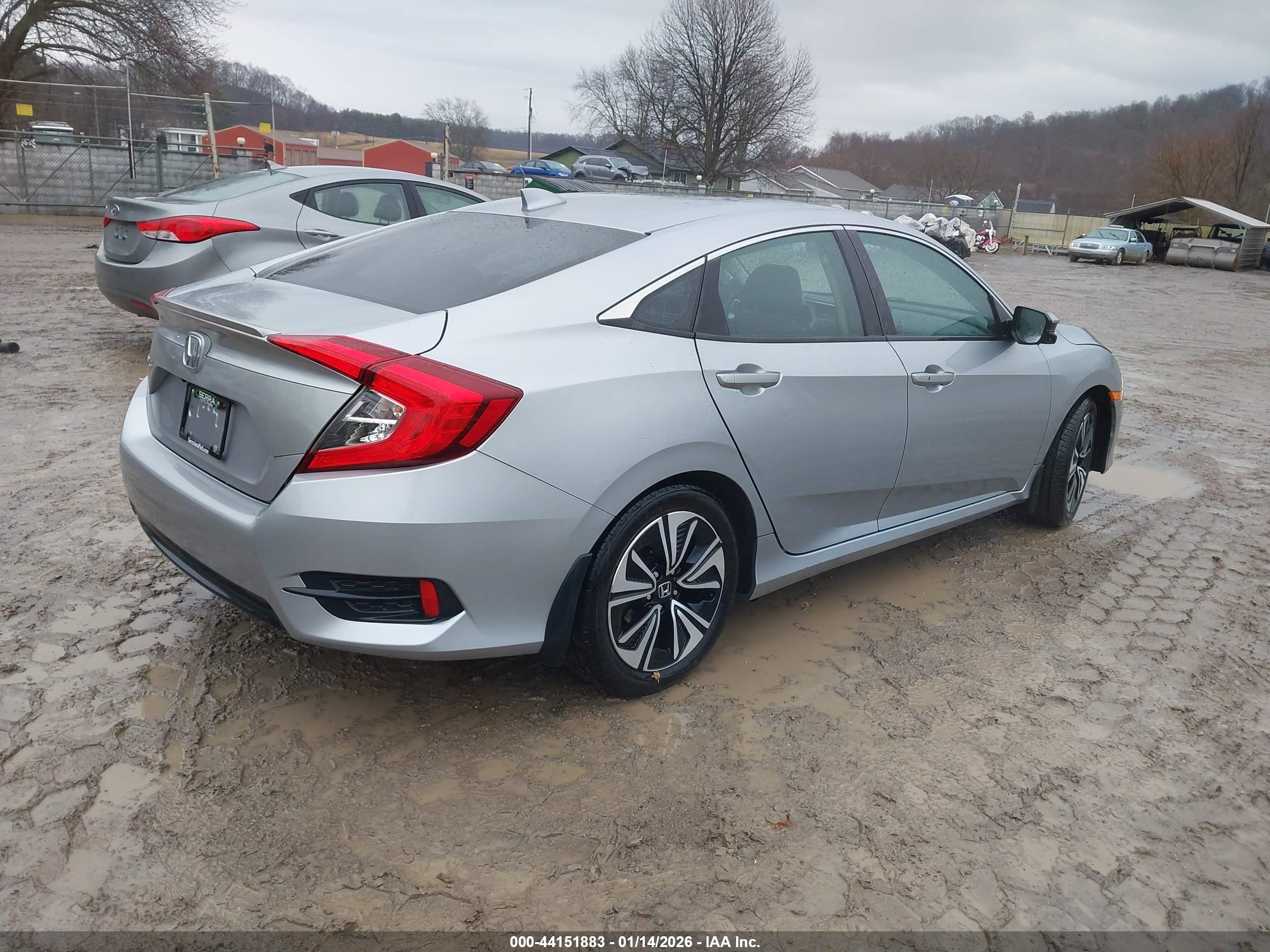 HONDA CIVIC image 4