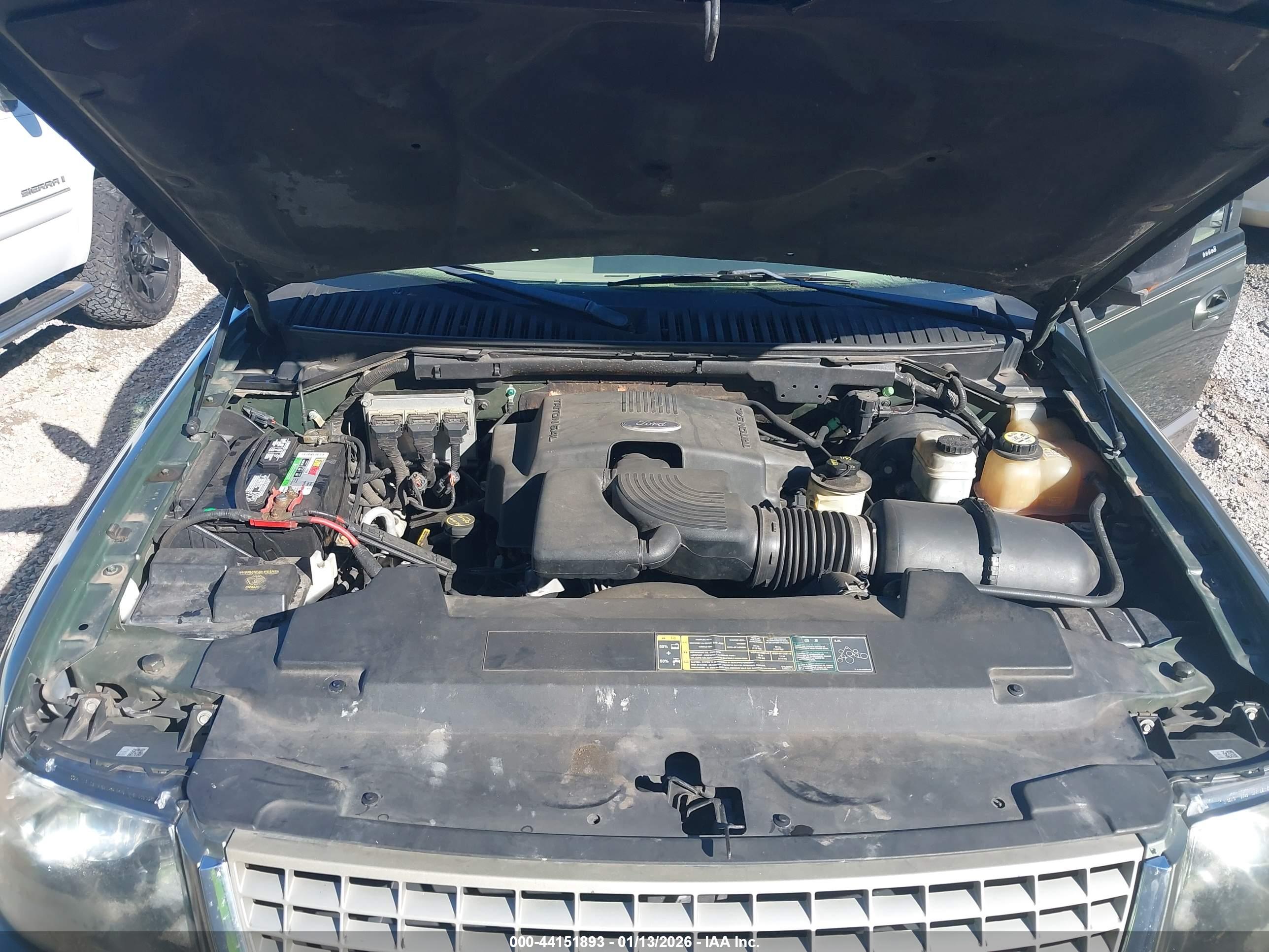 FORD EXPEDITION image 10