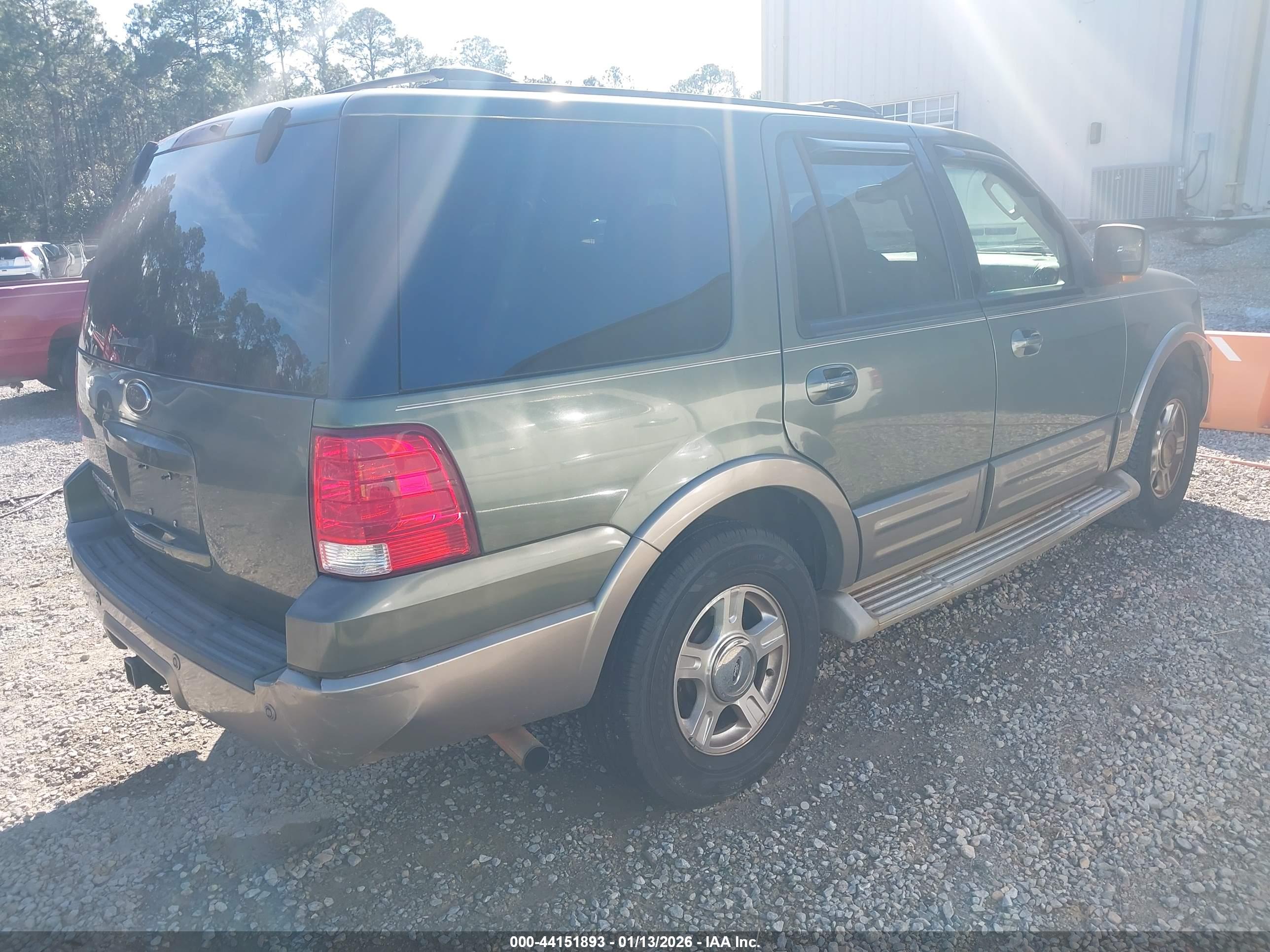 FORD EXPEDITION image 4
