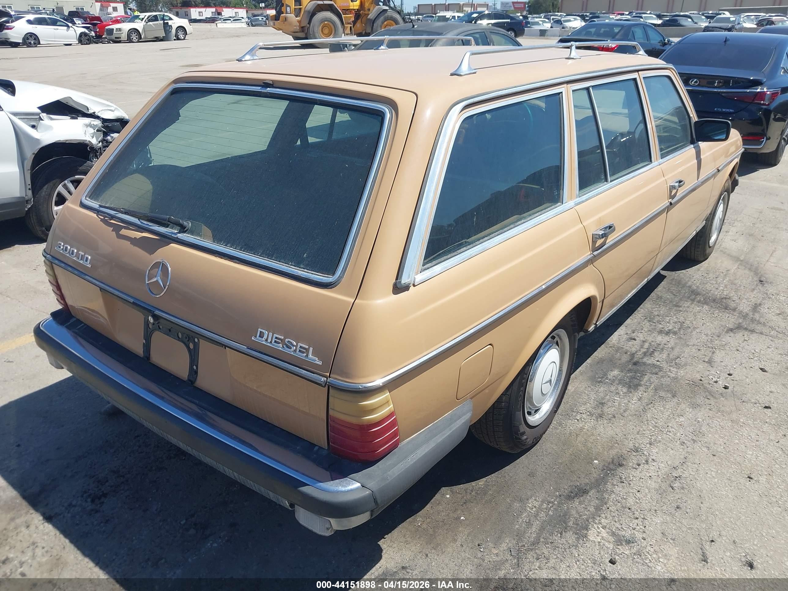 MERCEDES BENZ image 4