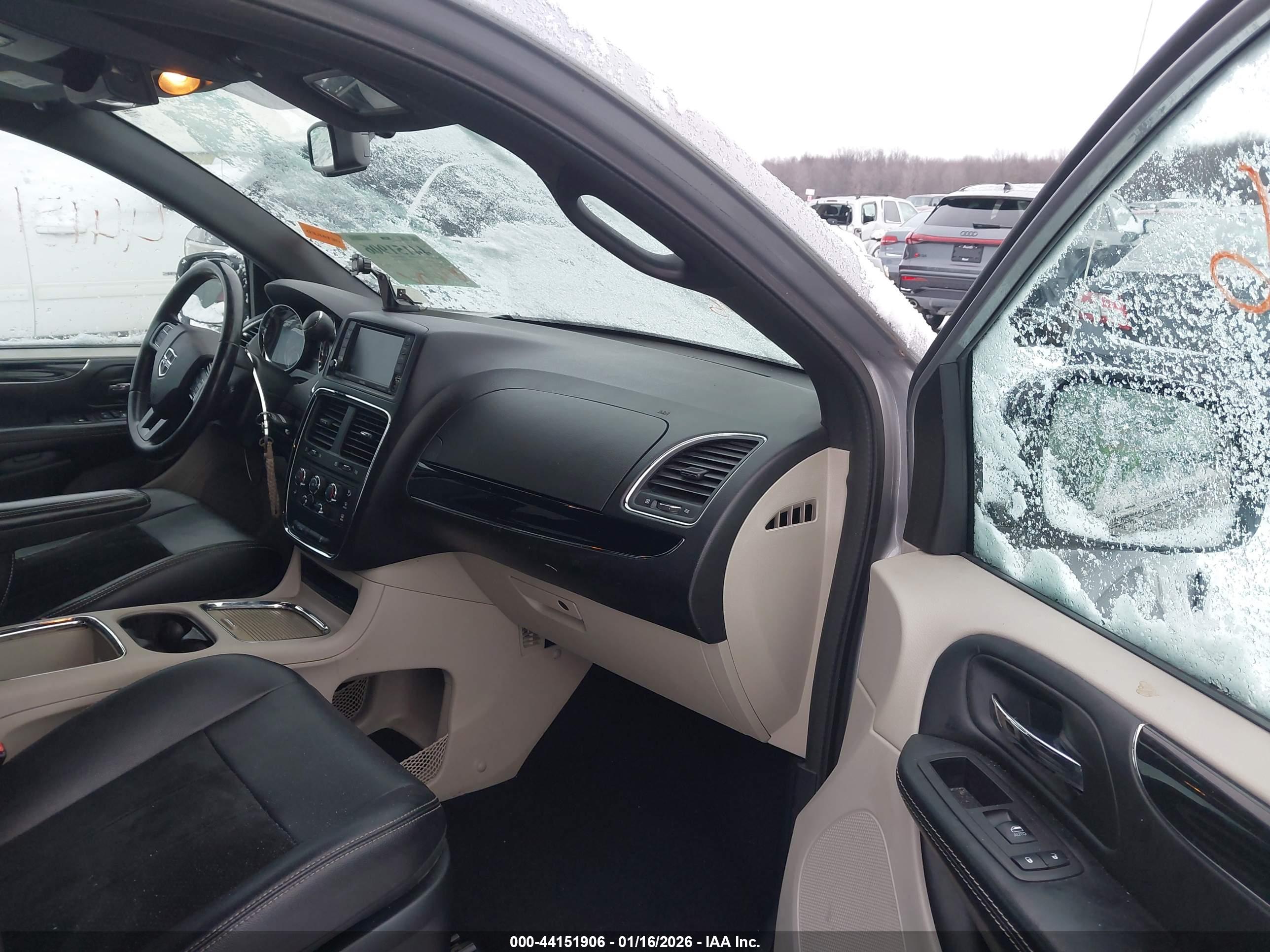 DODGE GRAND image 5