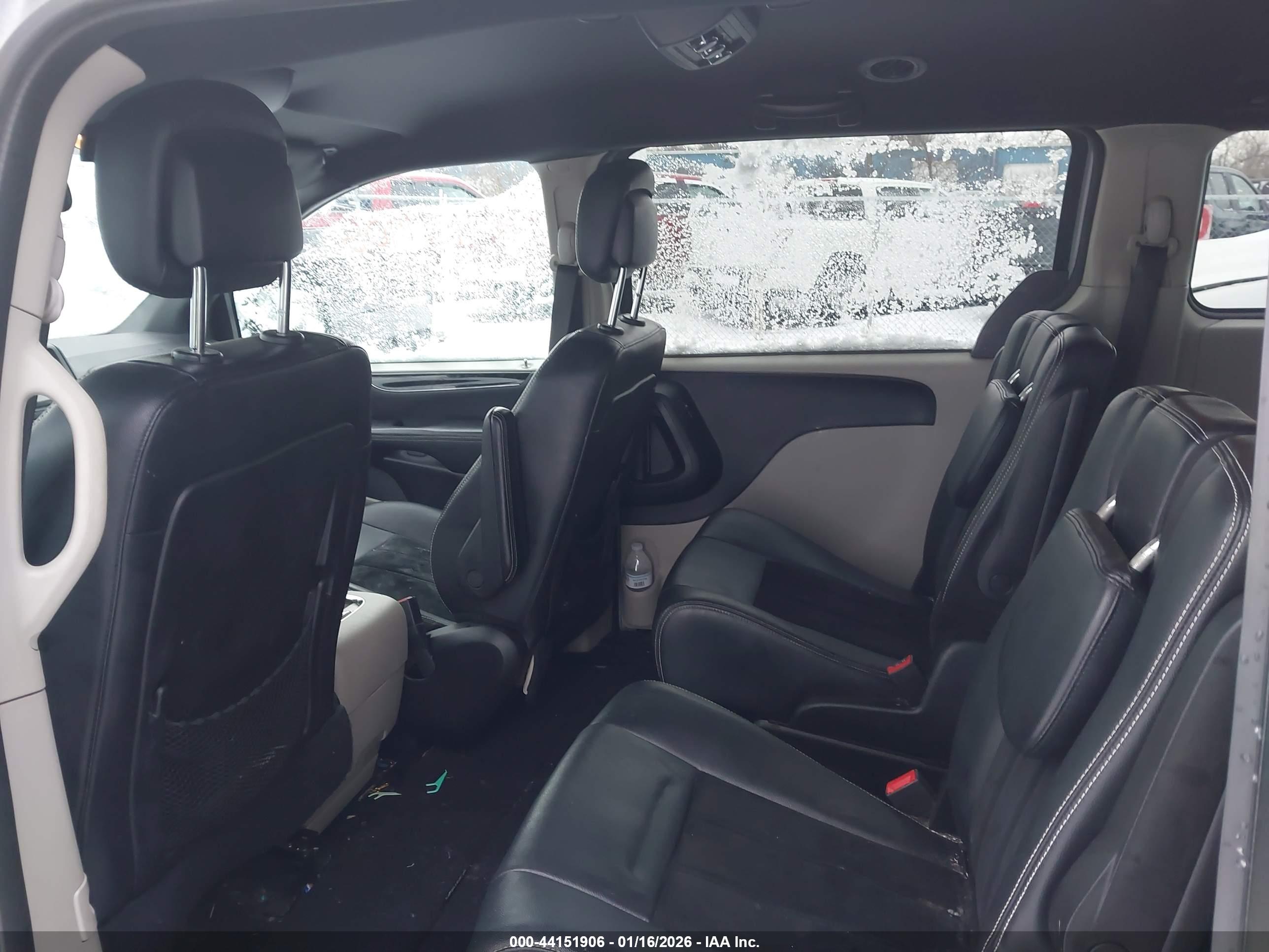 DODGE GRAND image 8