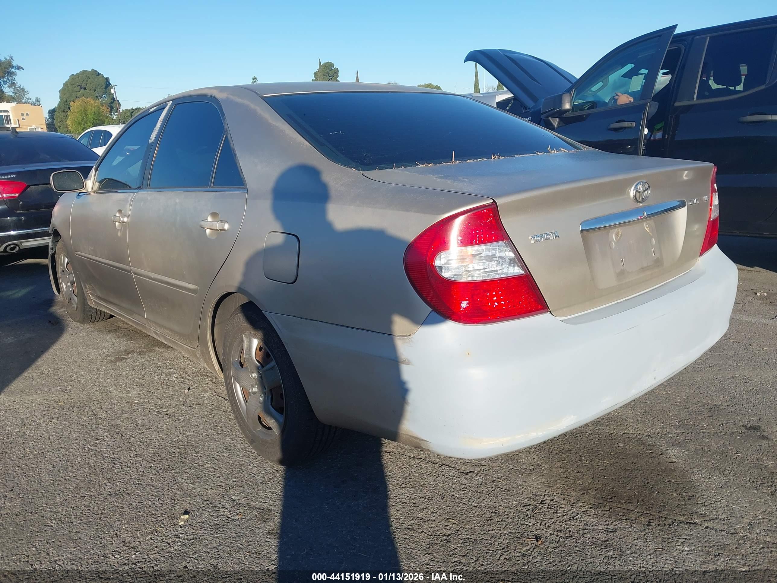 TOYOTA CAMRY image 3