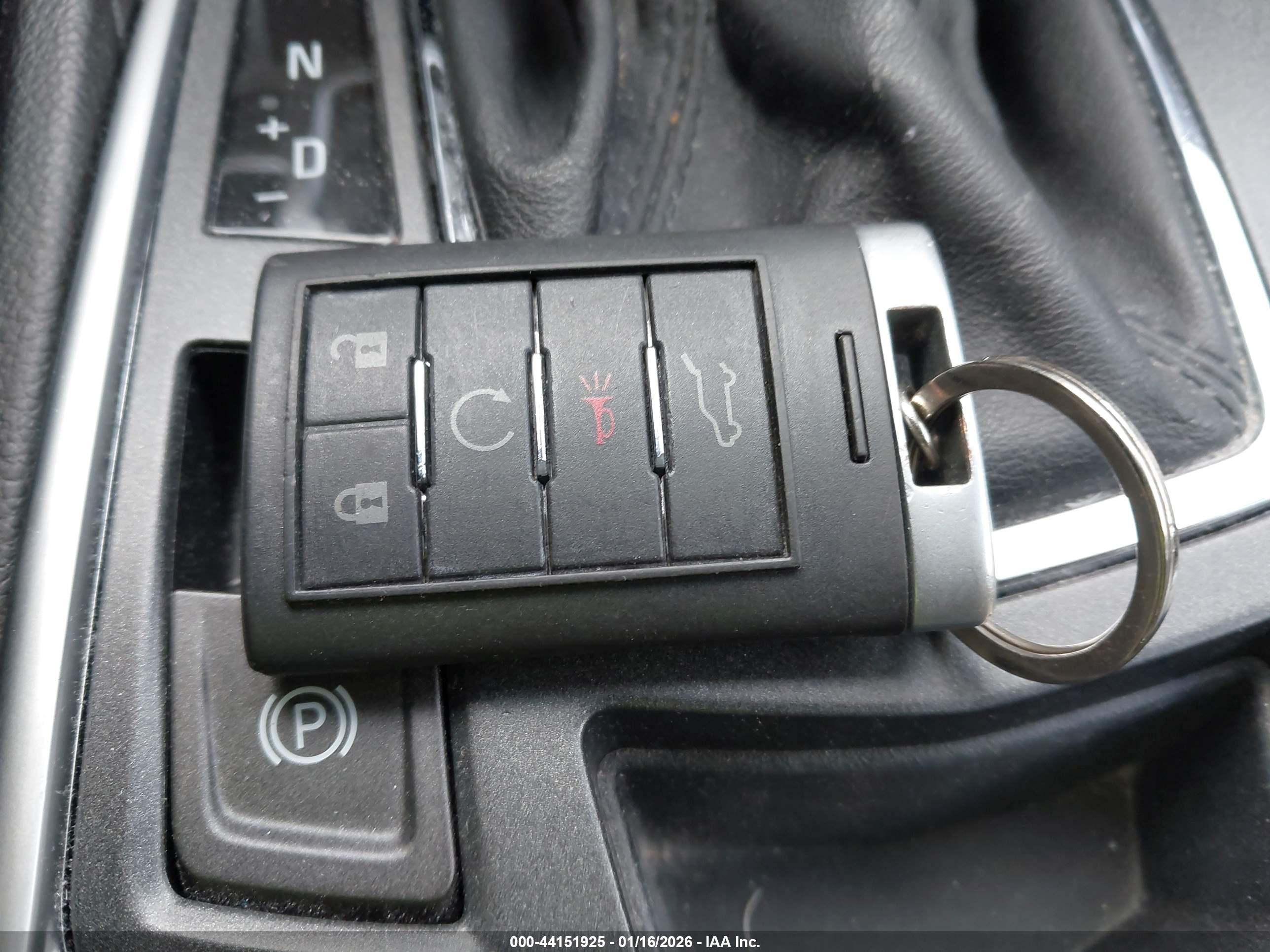 CADILLAC SRX image 11