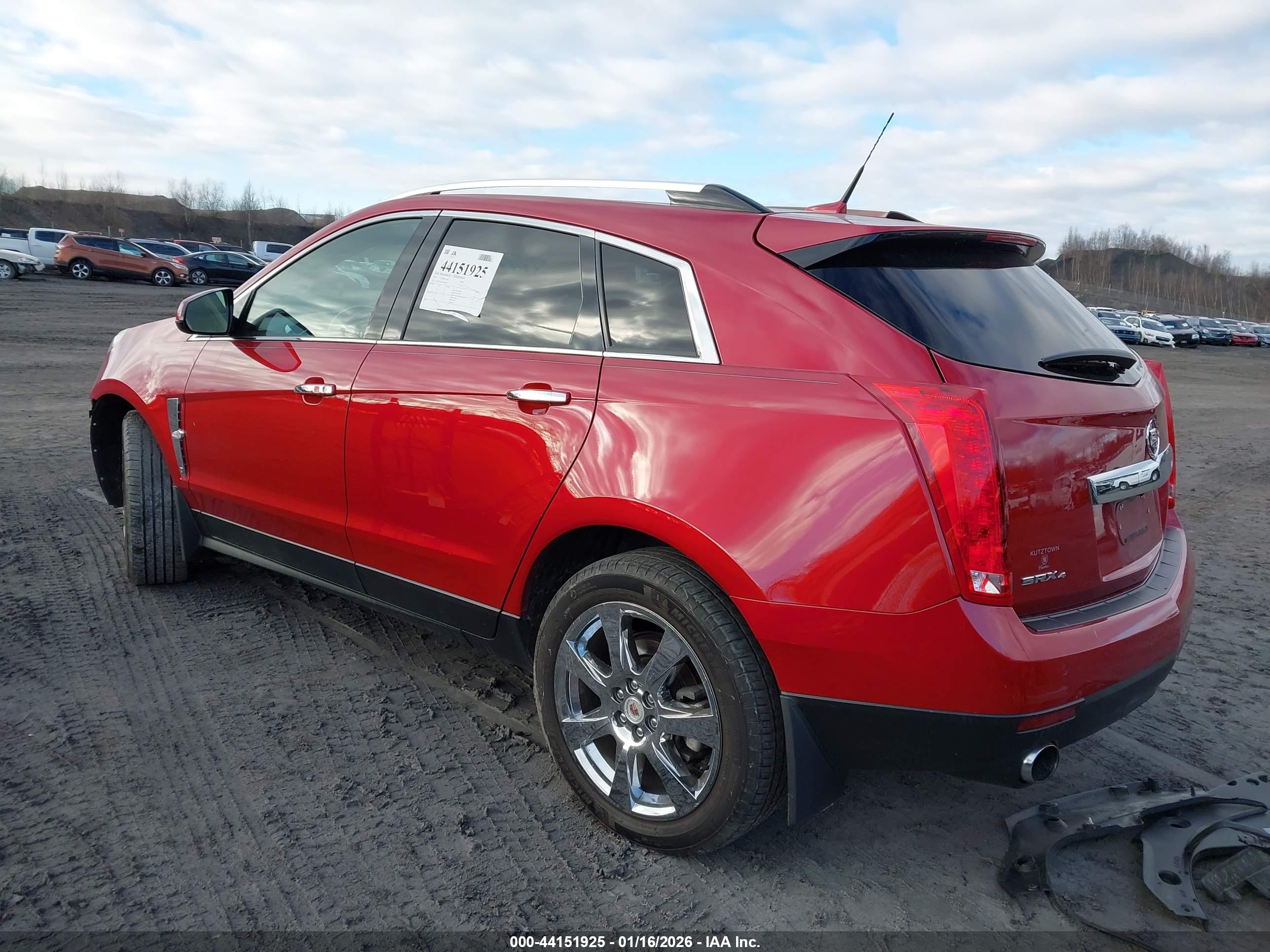 CADILLAC SRX image 3