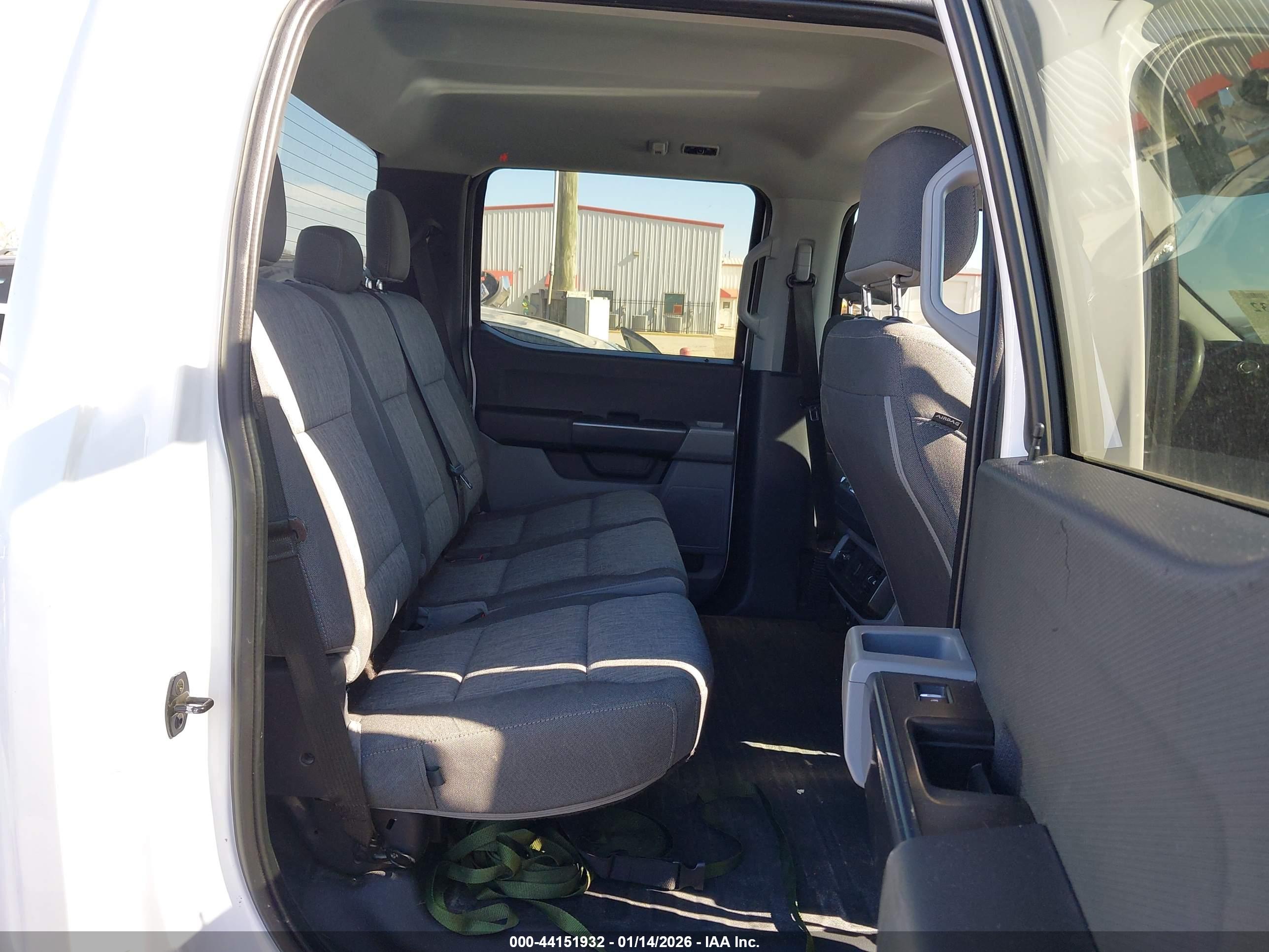 FORD F-150 image 8