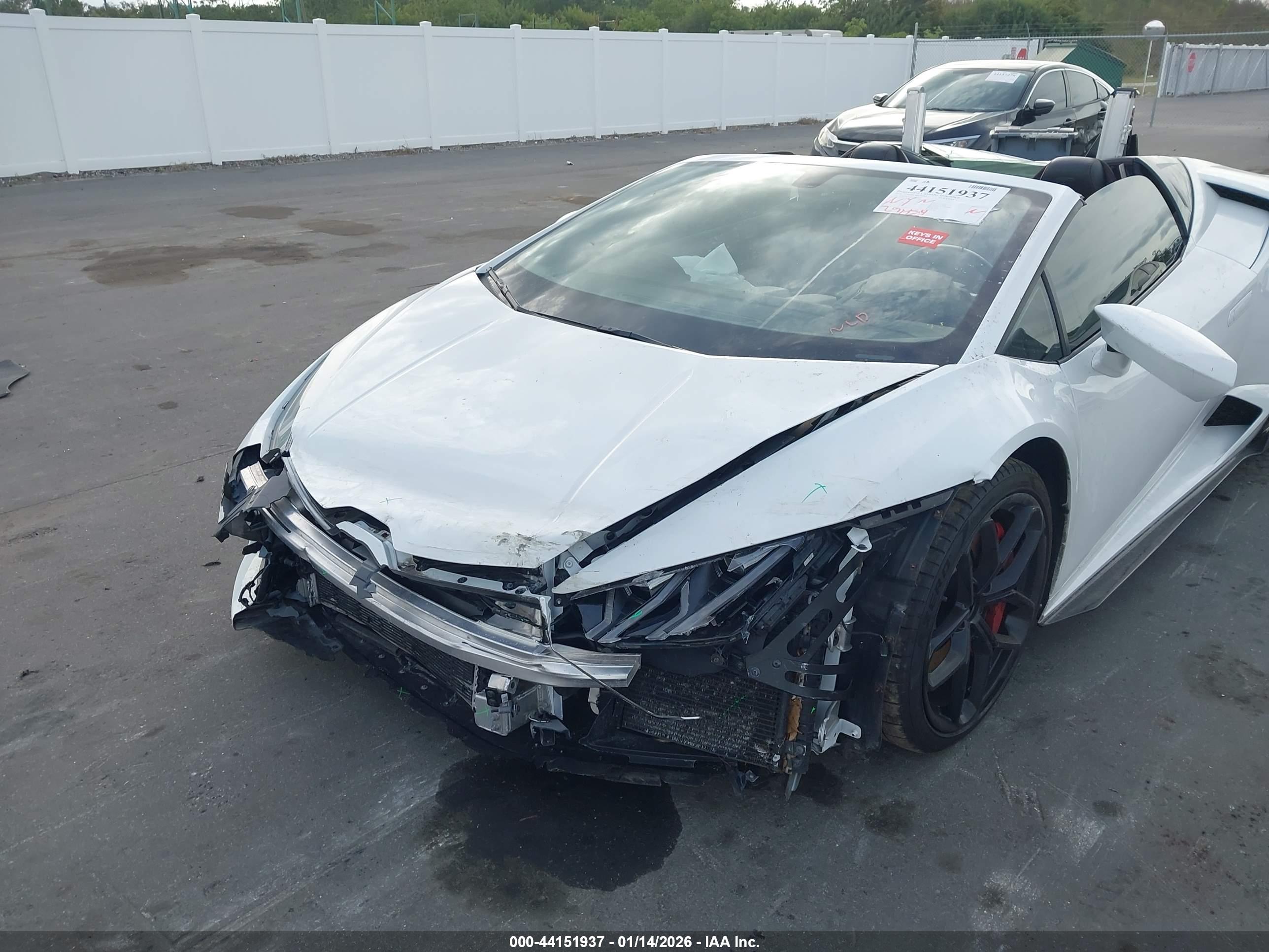 LAMBORGHINI HURACAN image 6