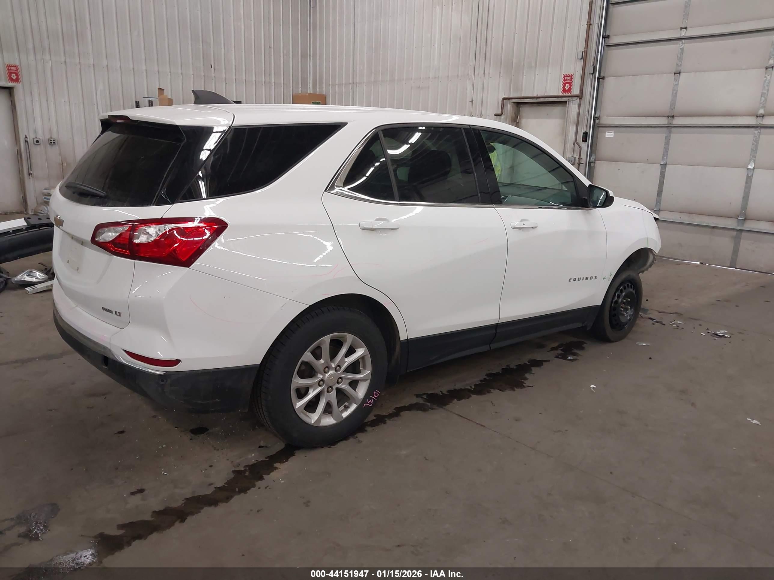 CHEVROLET EQUINOX image 4