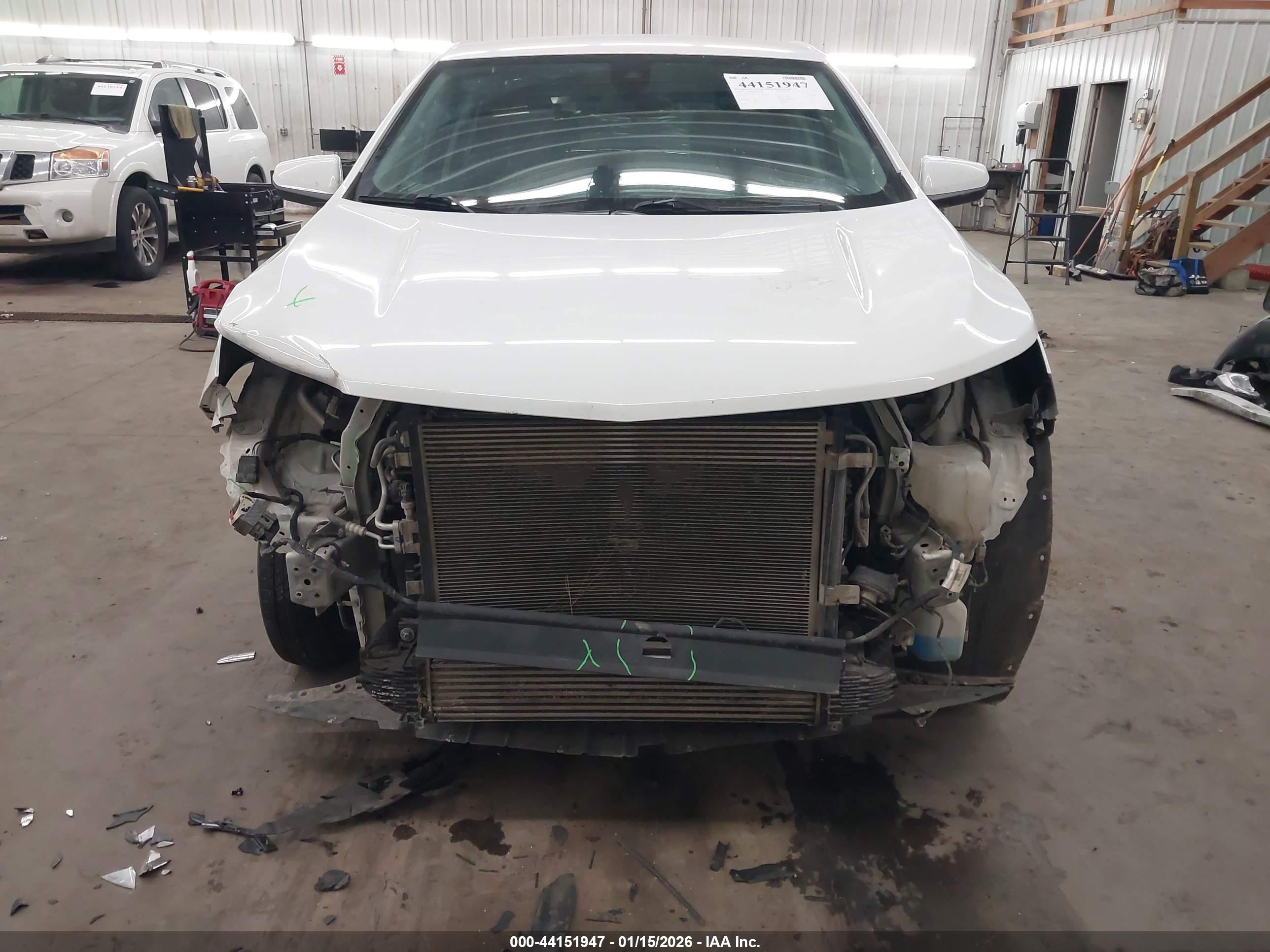 CHEVROLET EQUINOX image 6