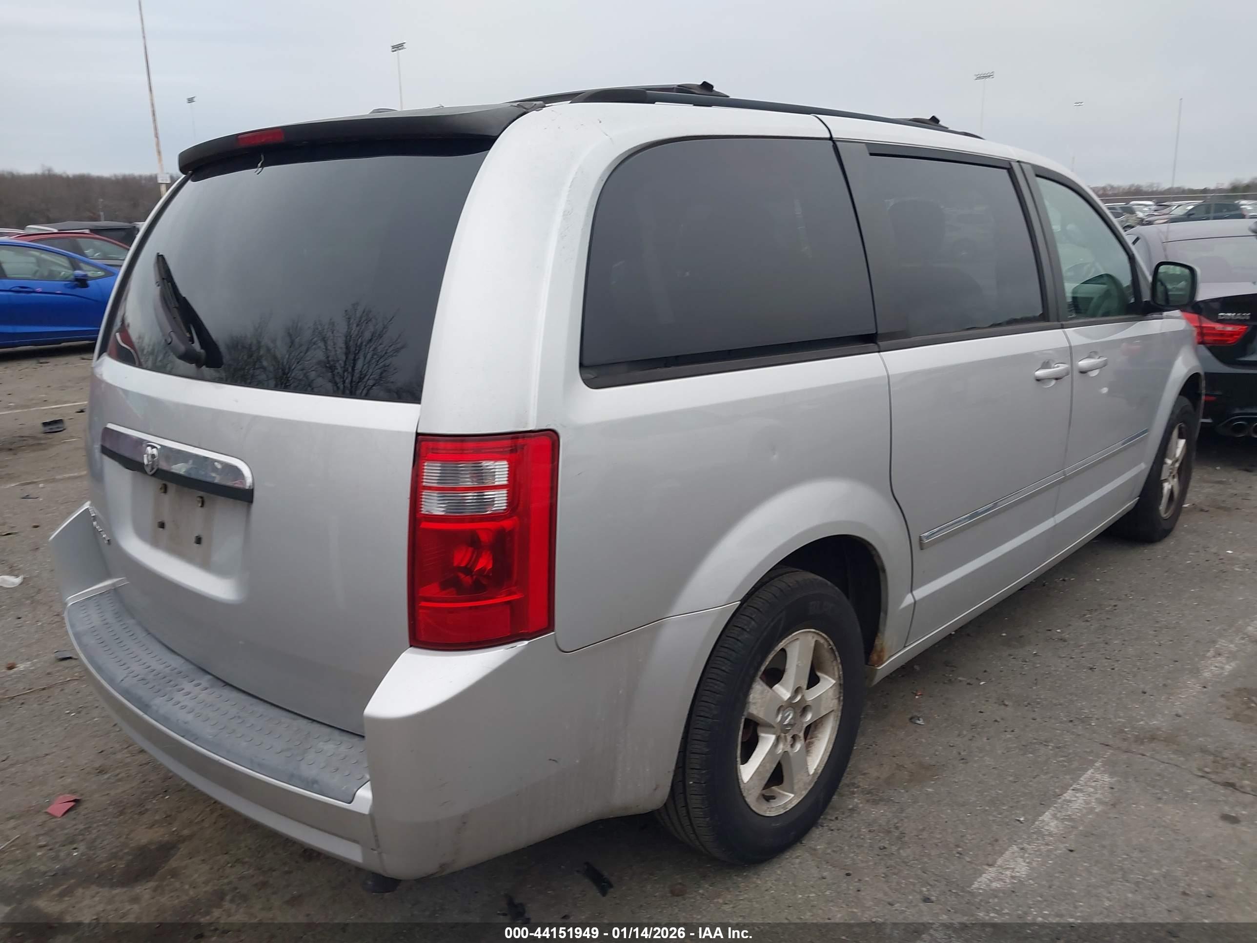 DODGE GRAND image 4