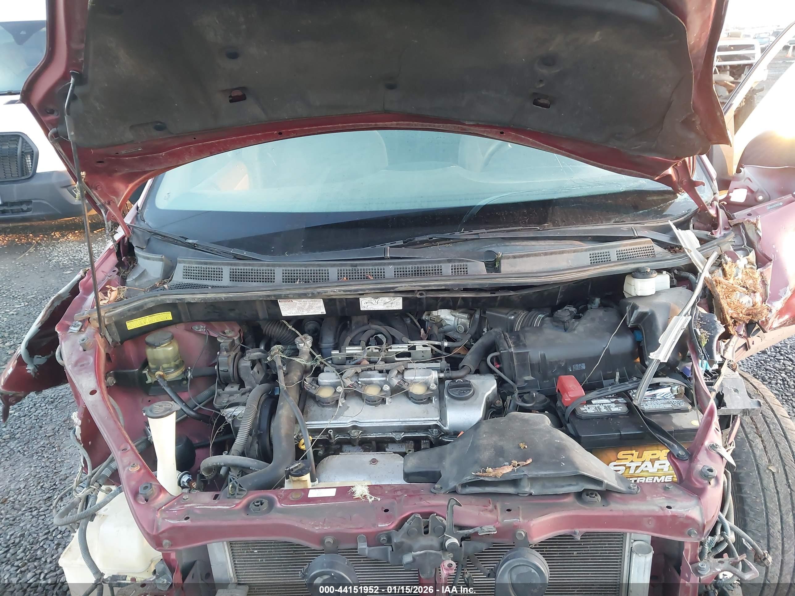 TOYOTA SIENNA image 10