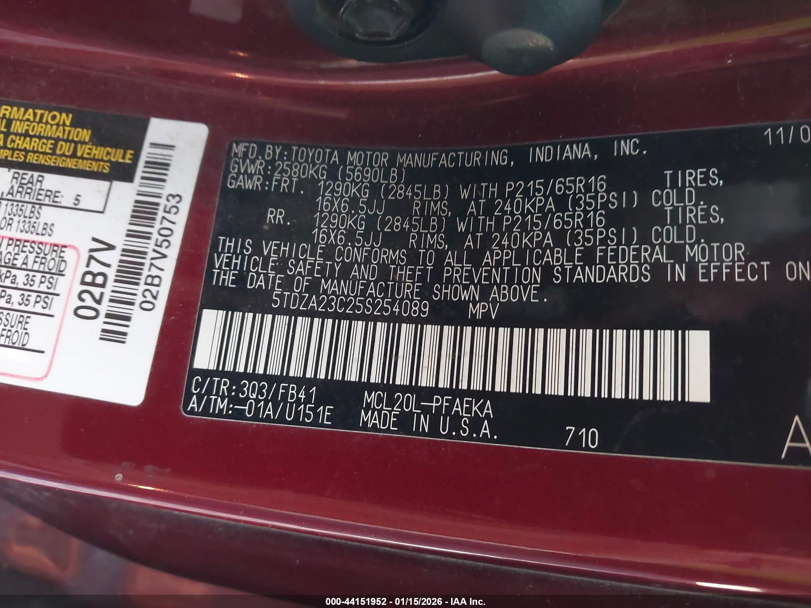 TOYOTA SIENNA image 9