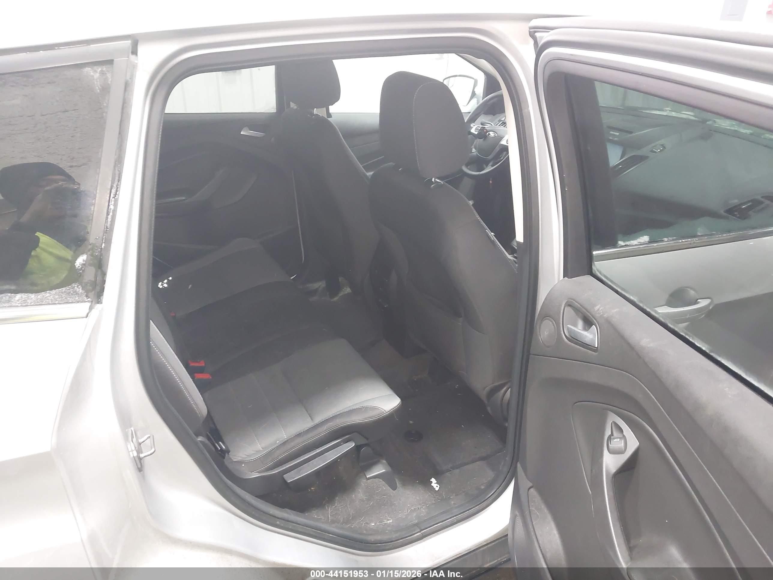 FORD ESCAPE image 8