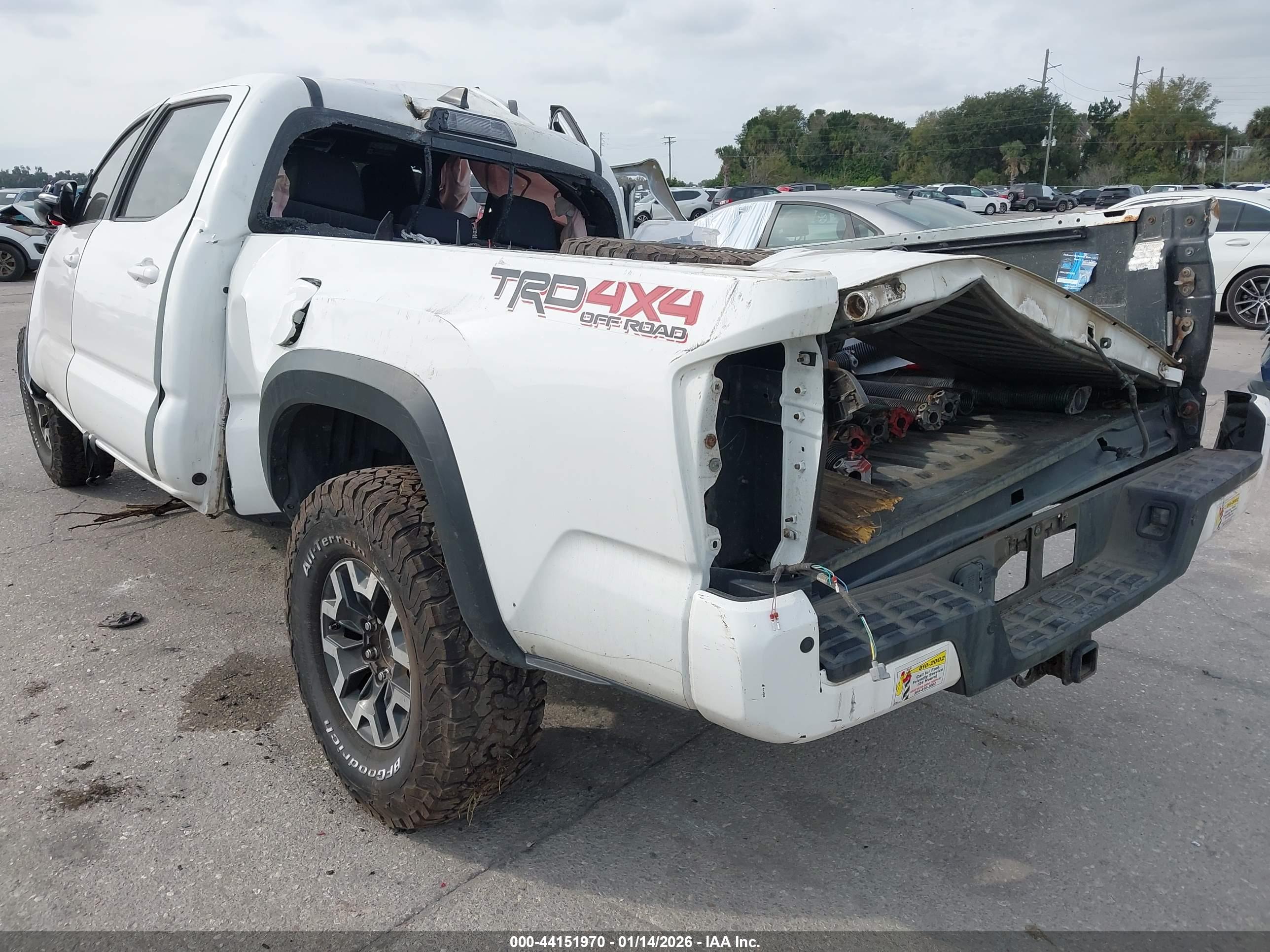 TOYOTA TACOMA image 3