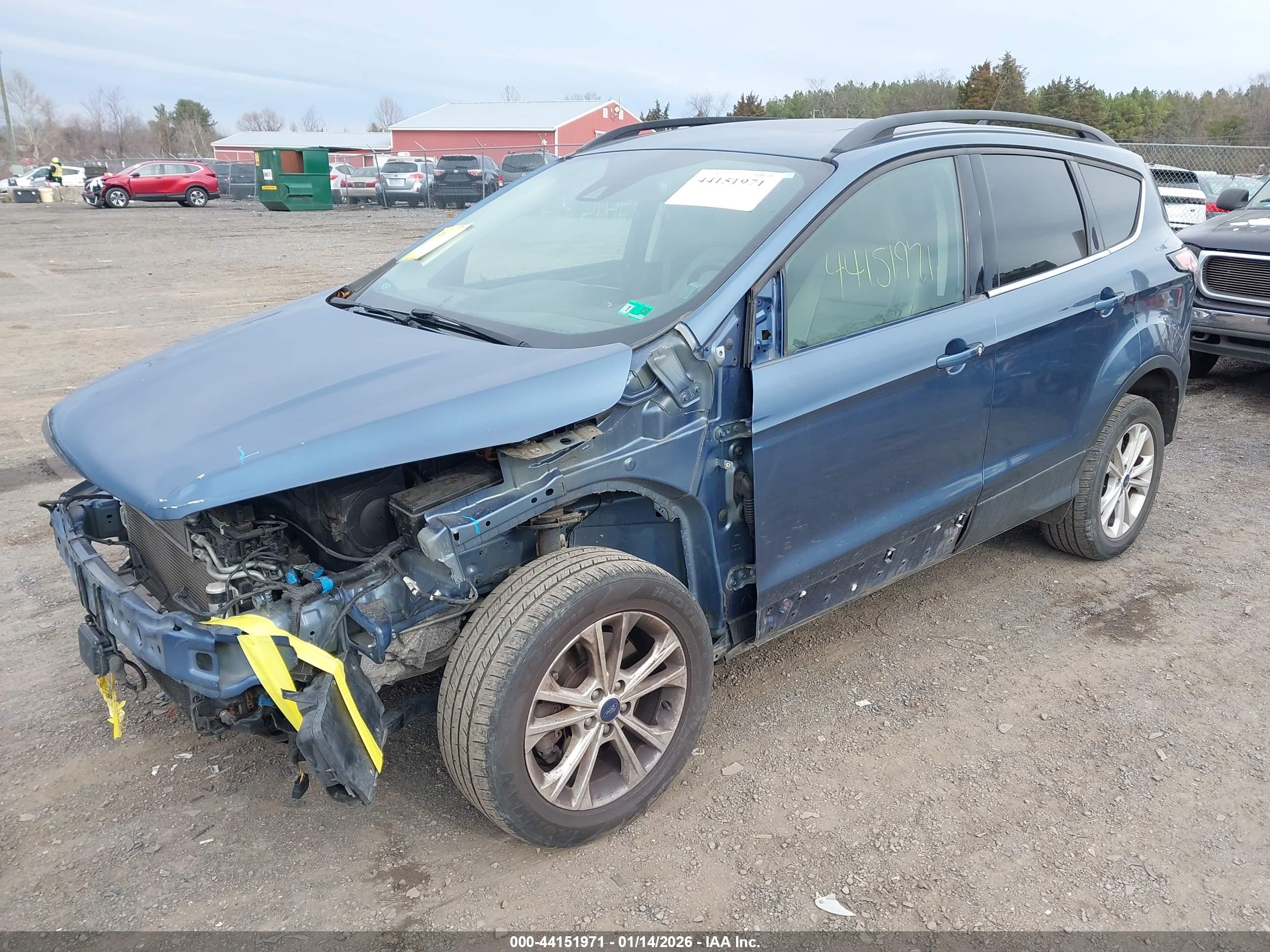 FORD ESCAPE image 2
