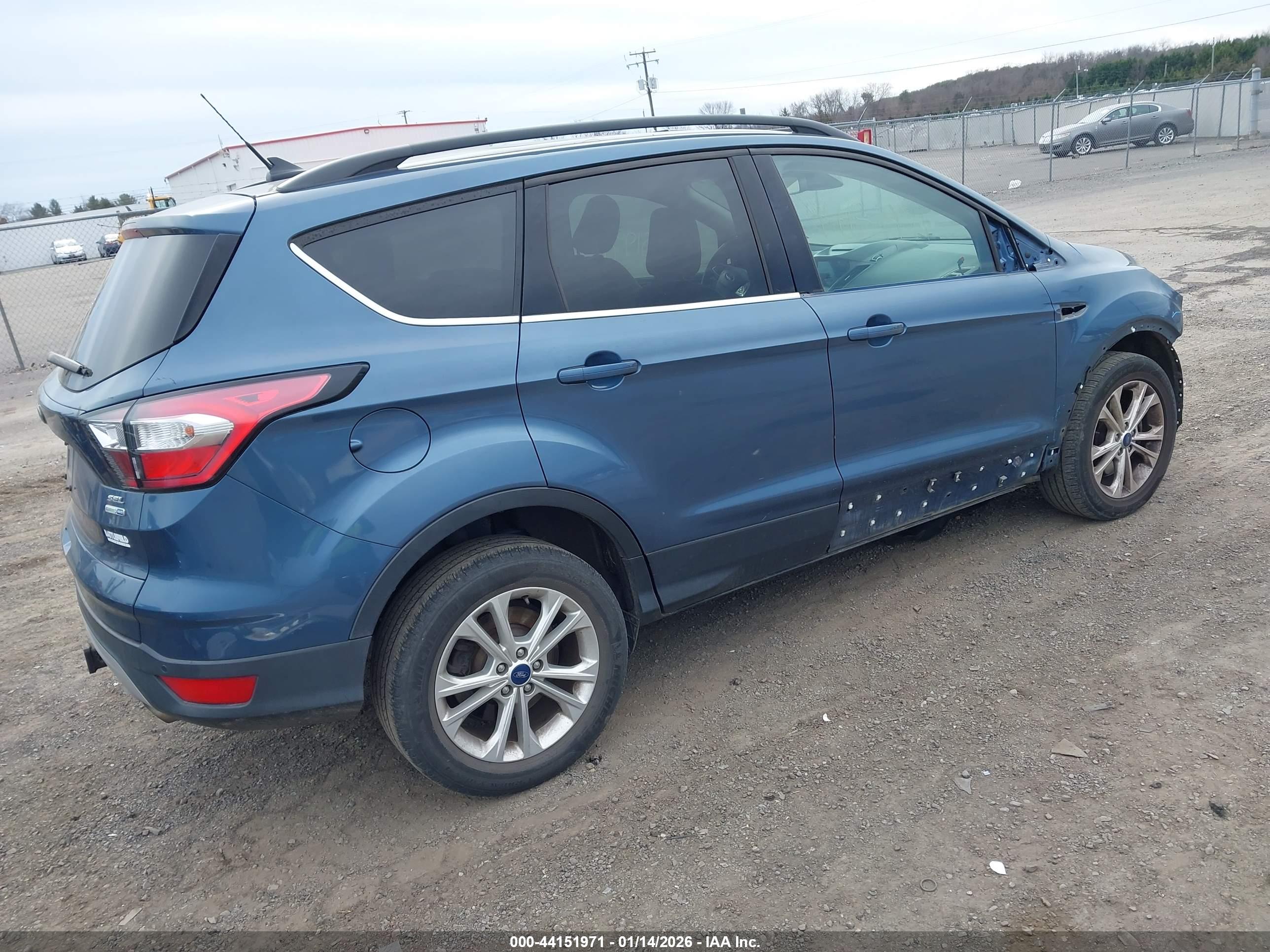 FORD ESCAPE image 4