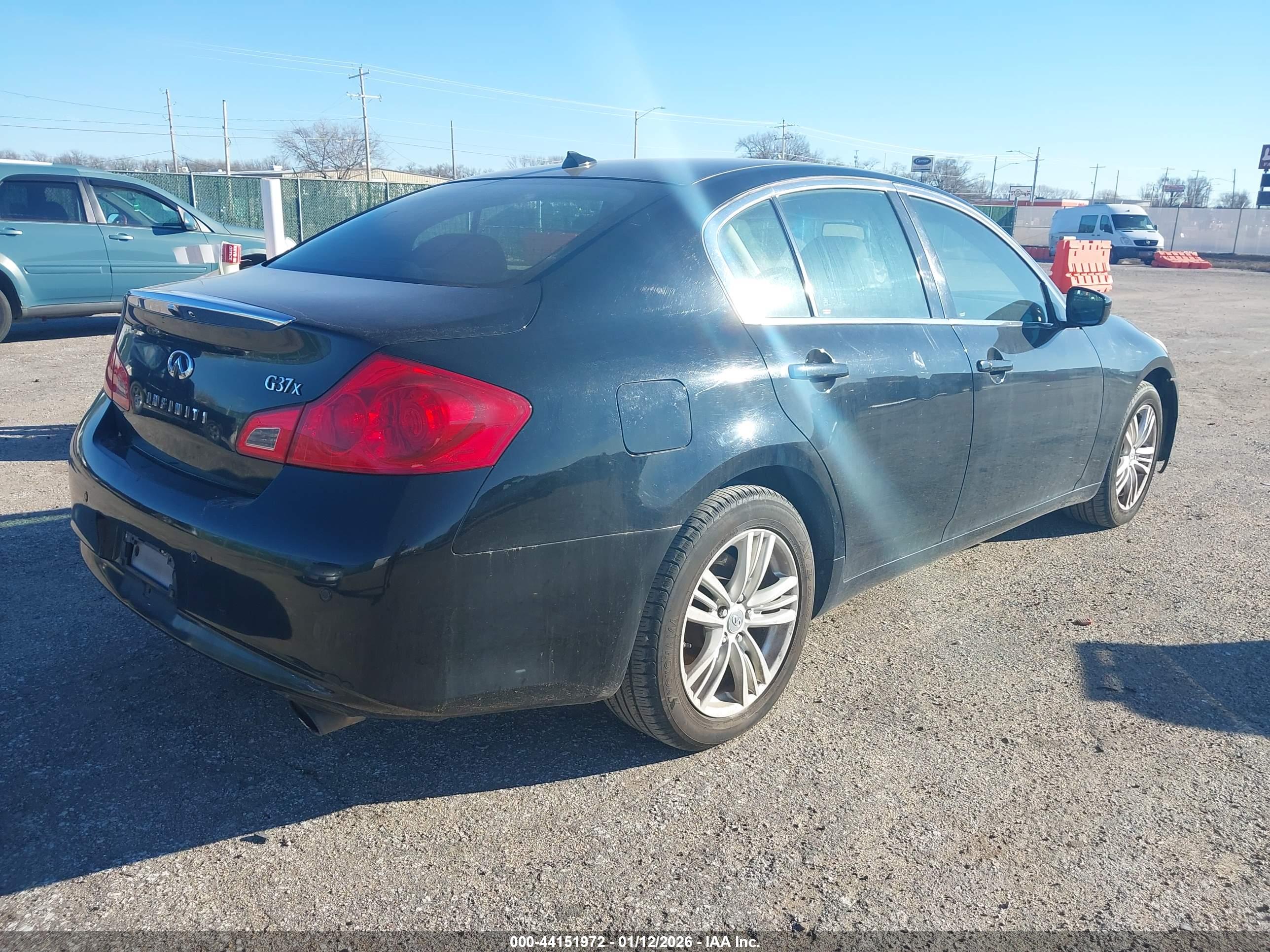 INFINITI G37X image 4
