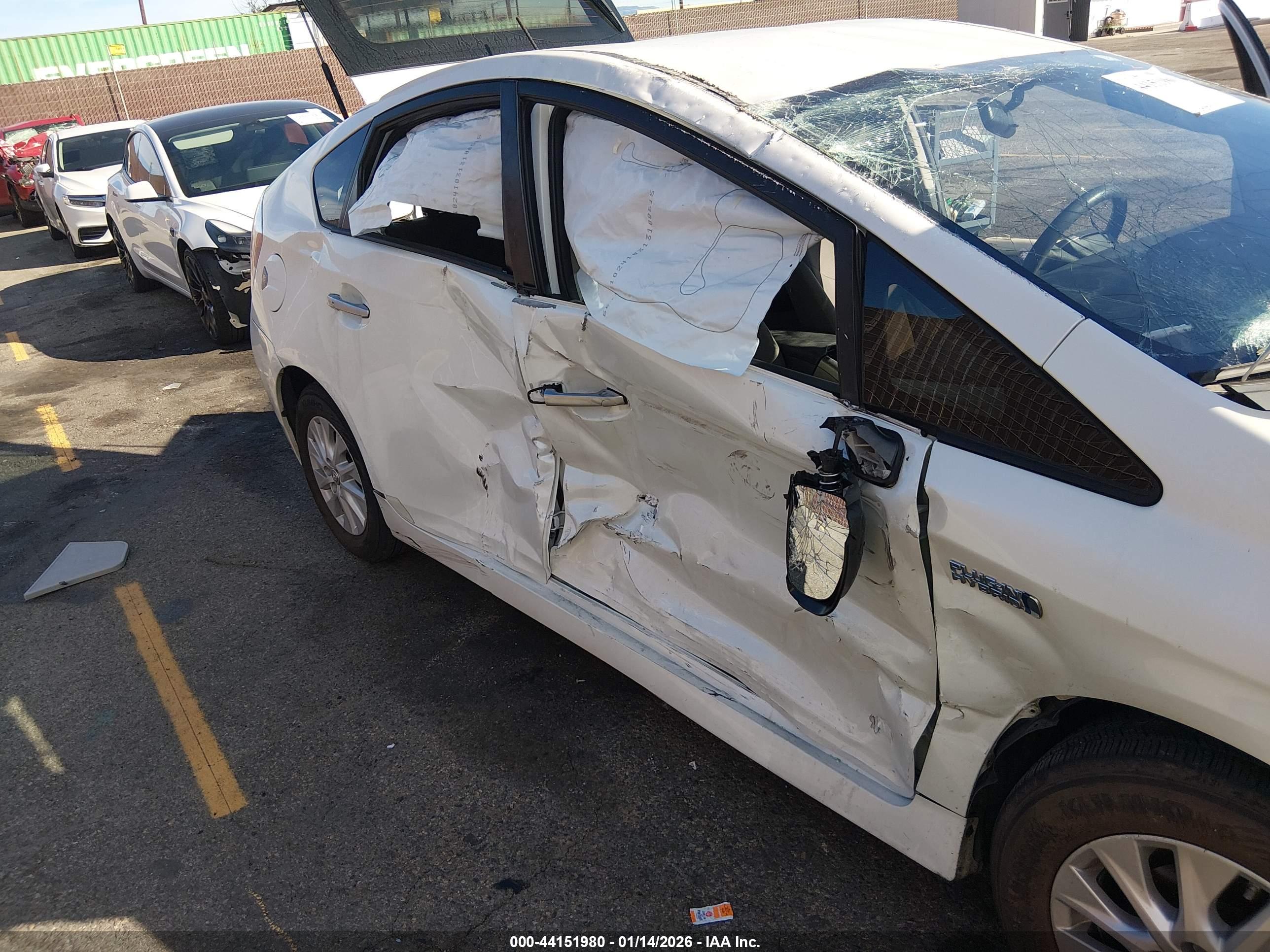 TOYOTA PRIUS image 6