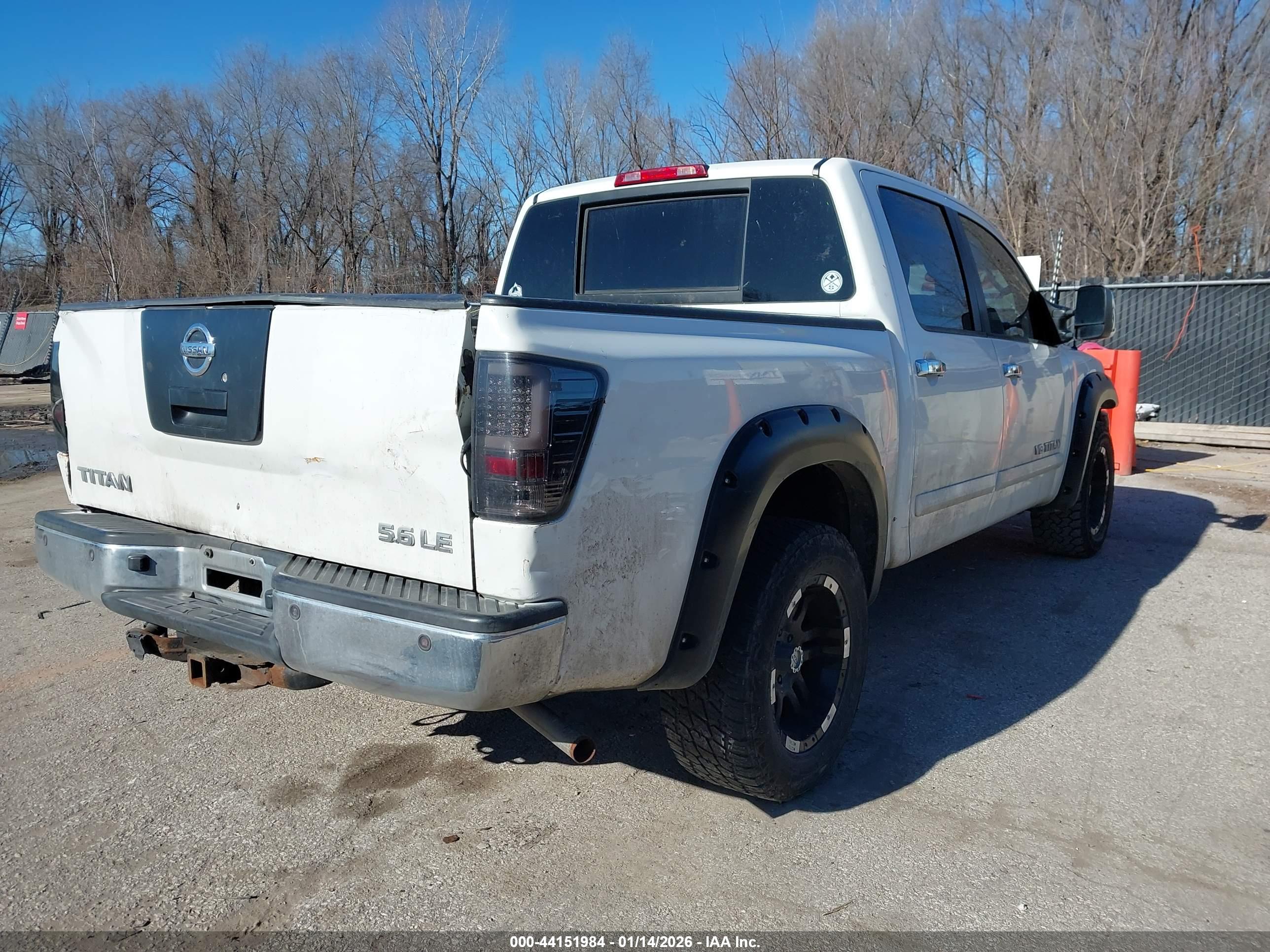 NISSAN TITAN image 4