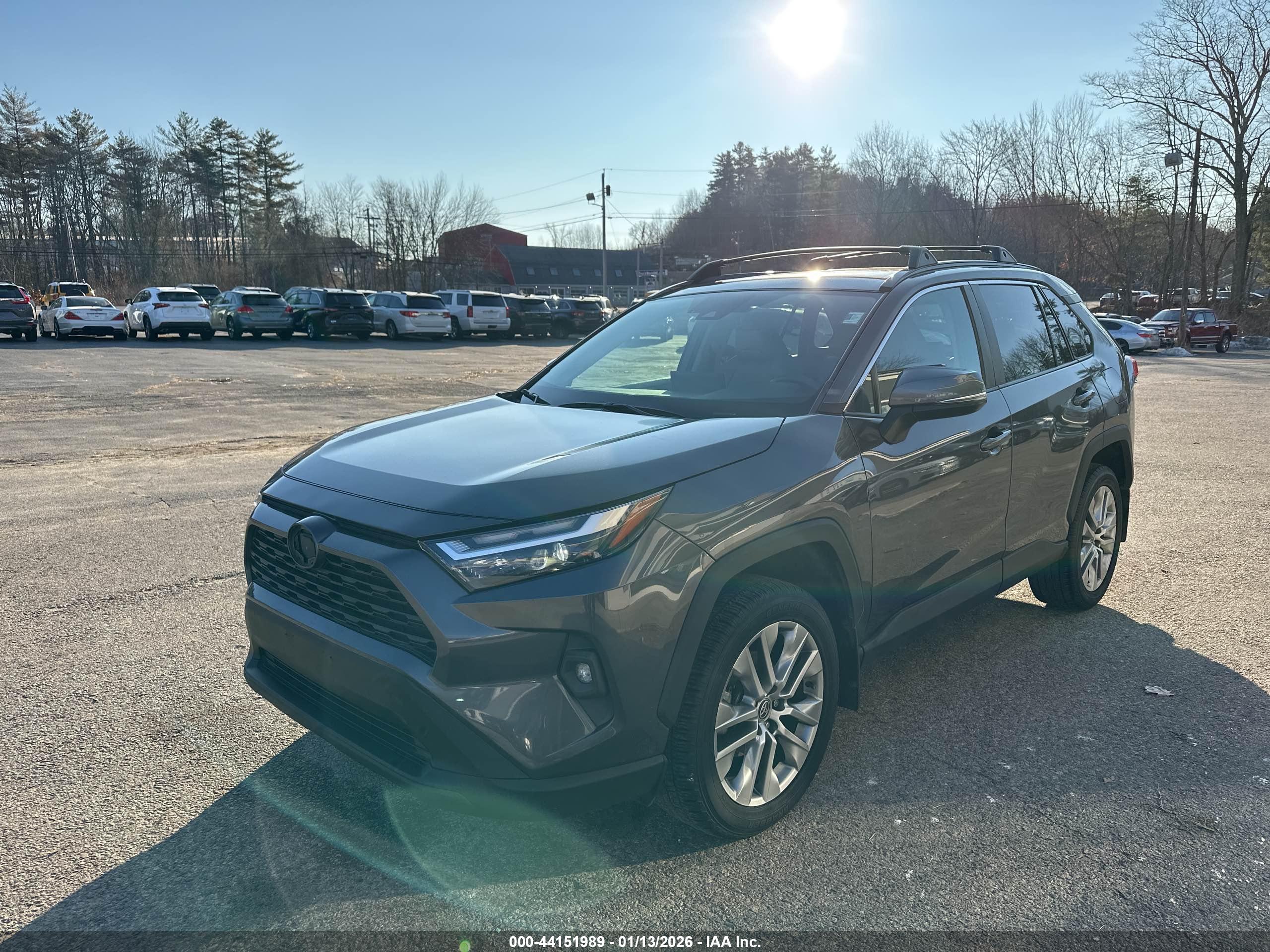 TOYOTA RAV4 image 2