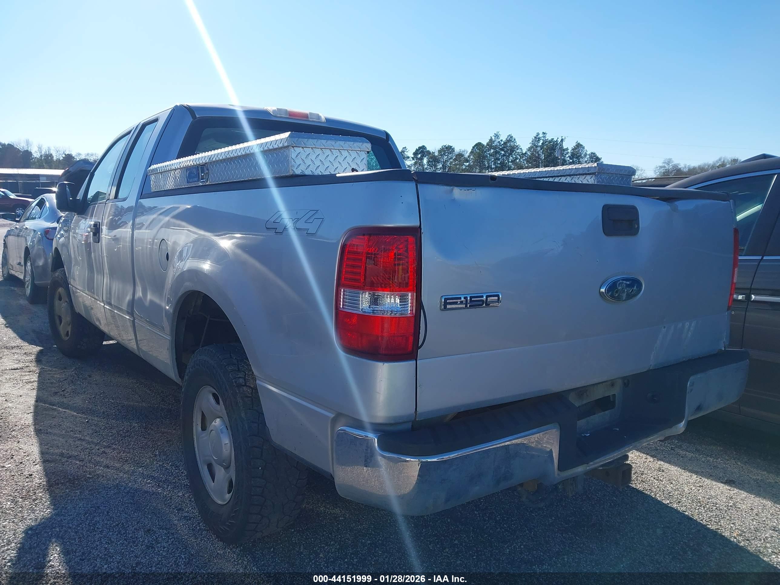 FORD F-150 image 3
