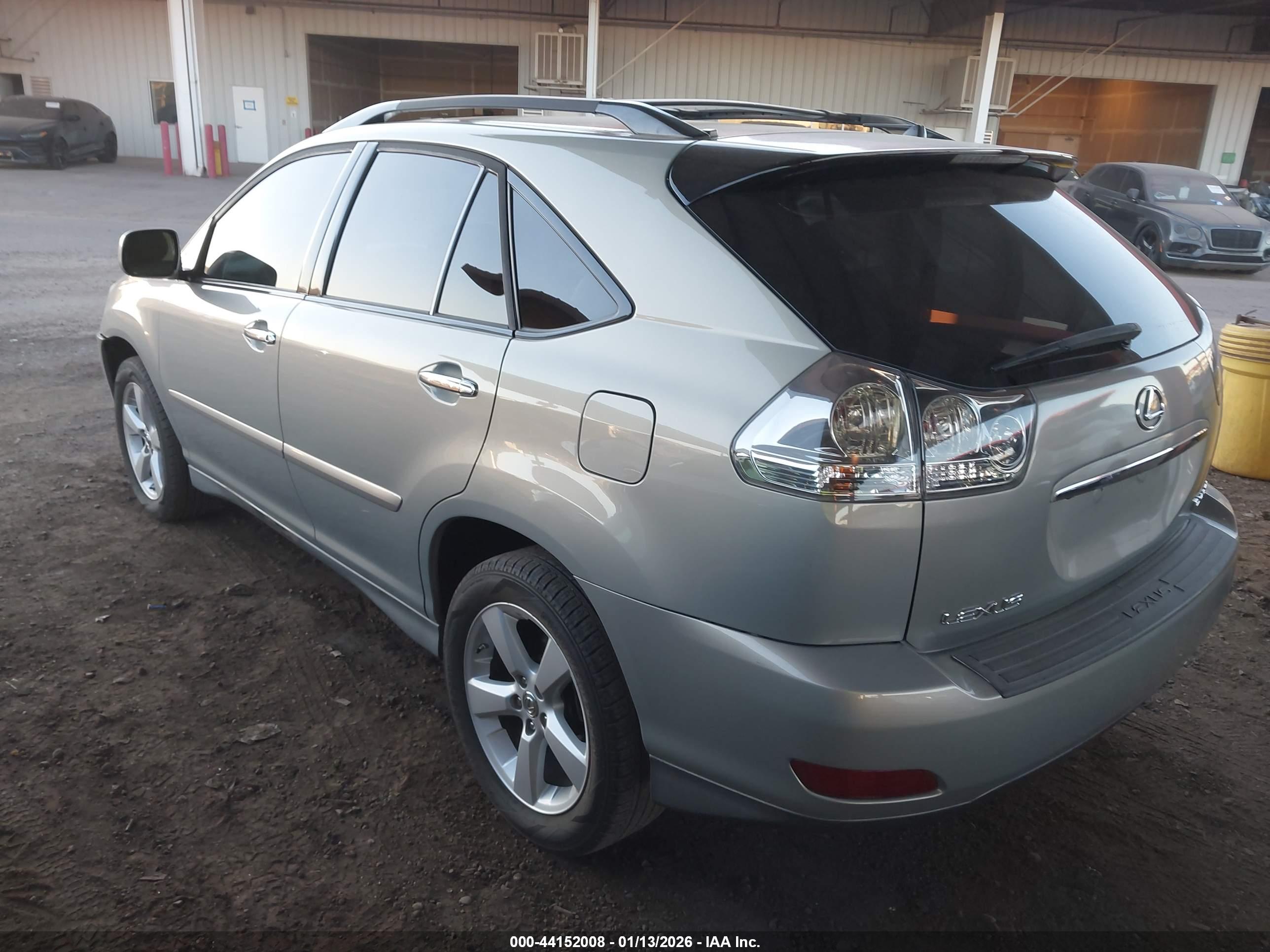 LEXUS RX image 3