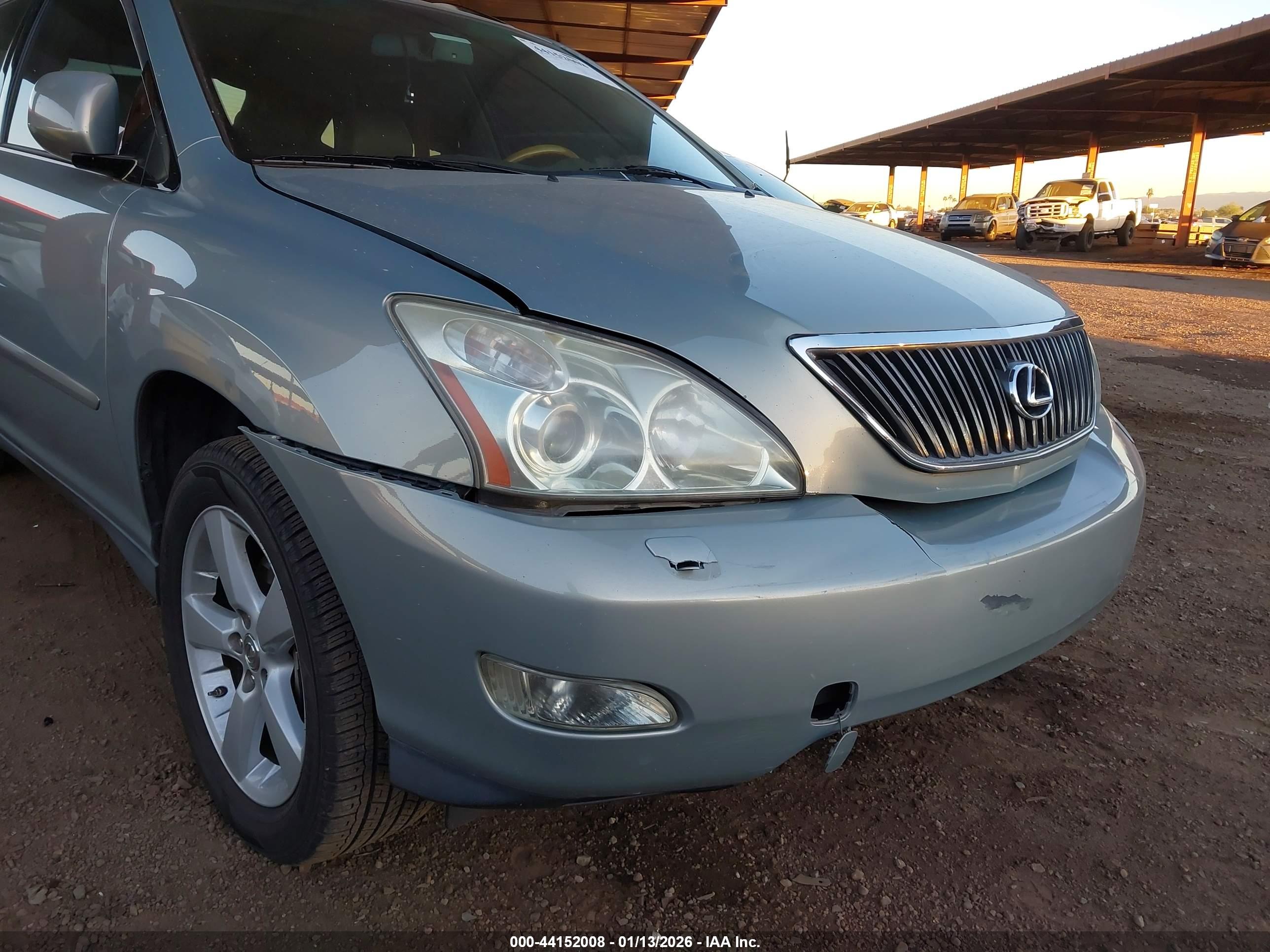 LEXUS RX image 6