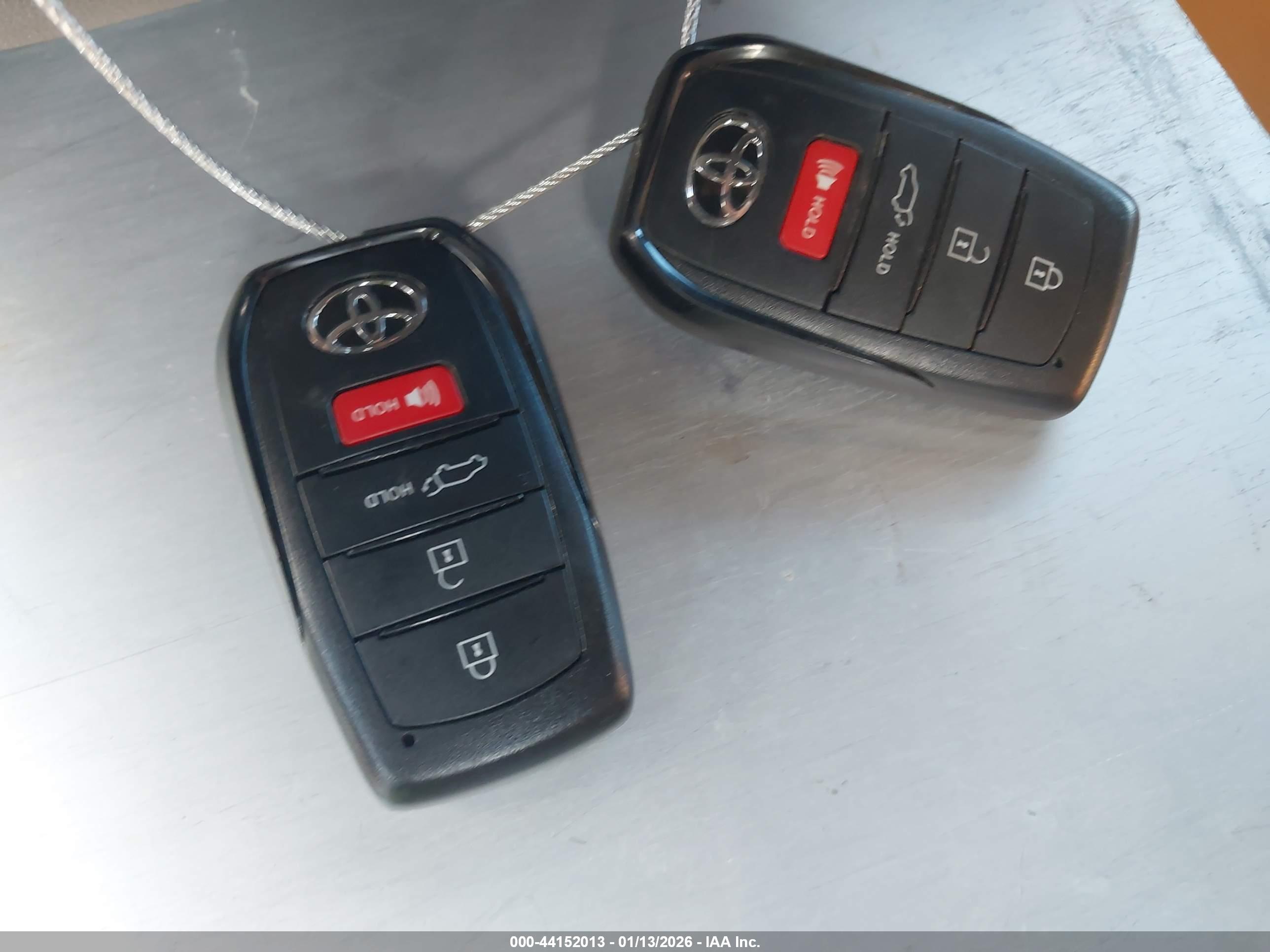 TOYOTA HIGHLANDER image 11