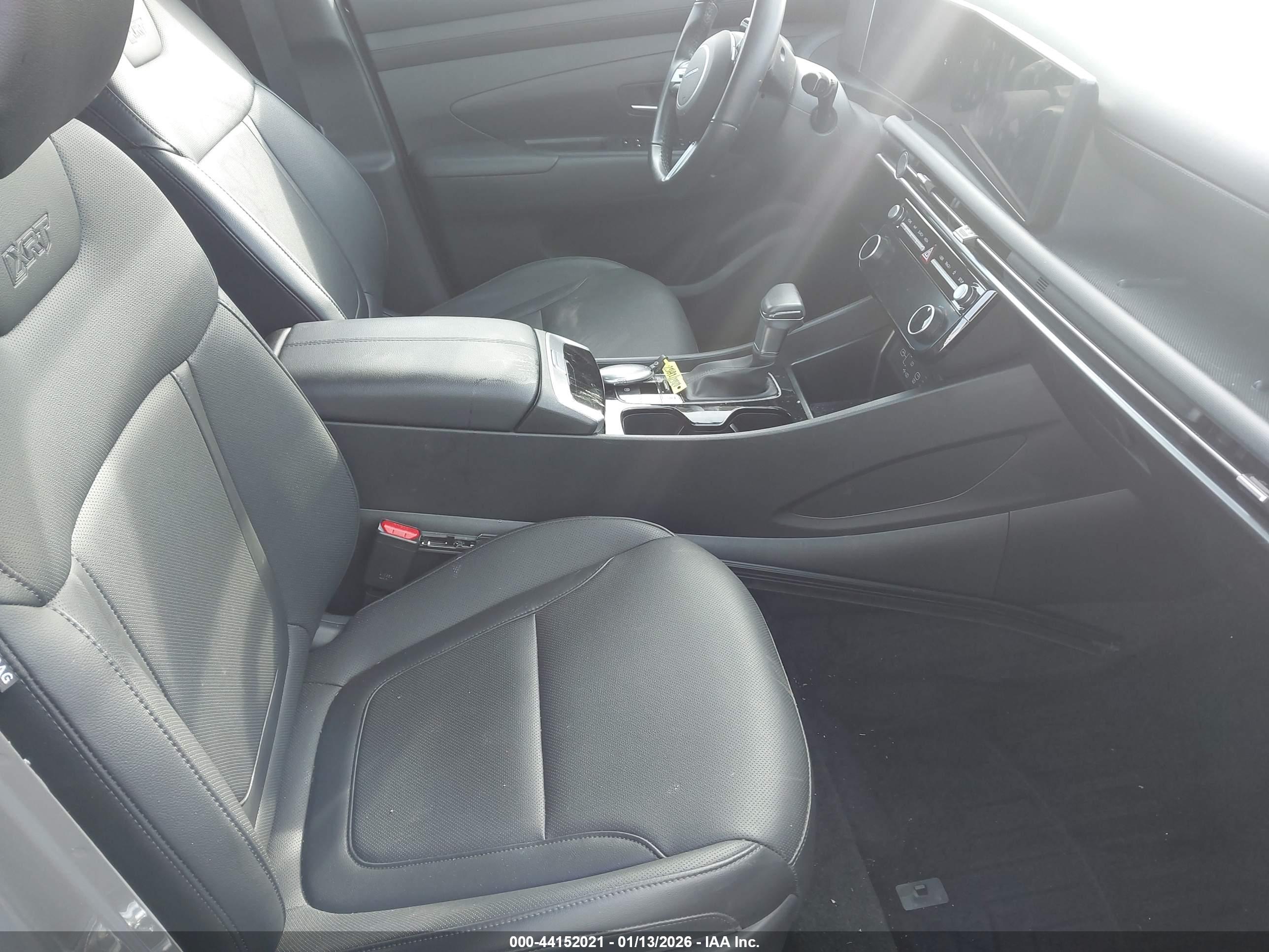 HYUNDAI TUCSON image 5