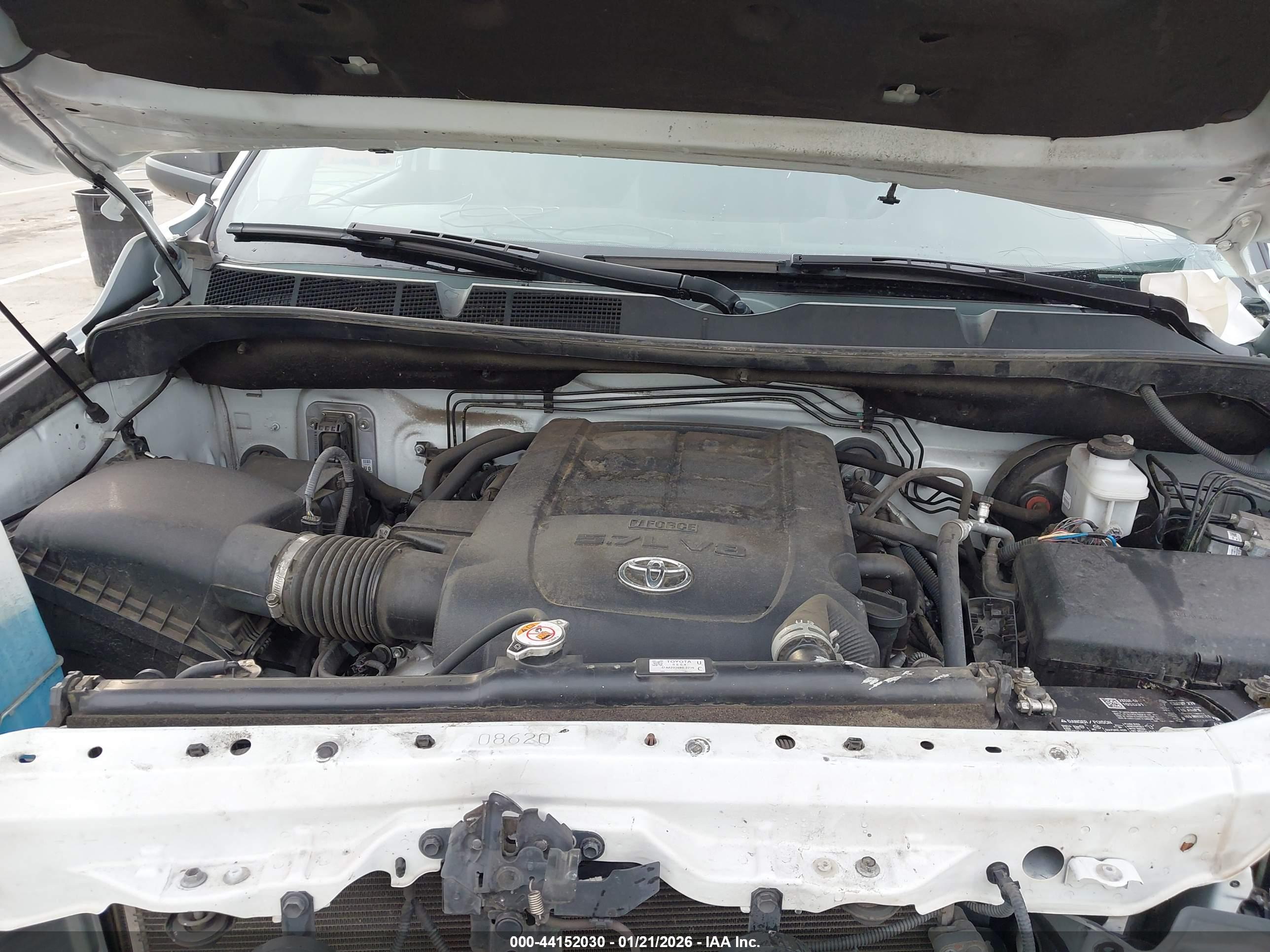 TOYOTA TUNDRA image 10