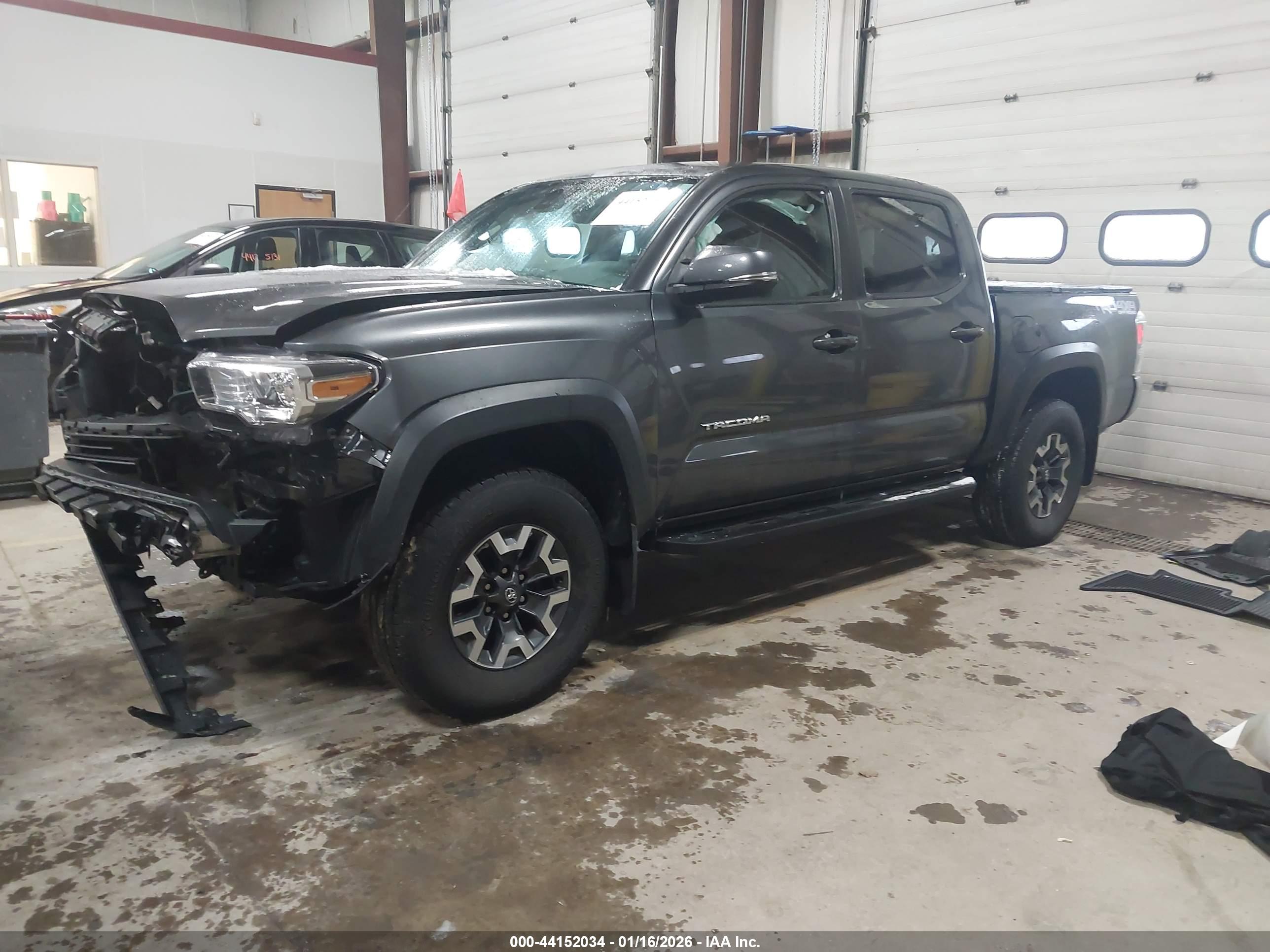 TOYOTA TACOMA image 2