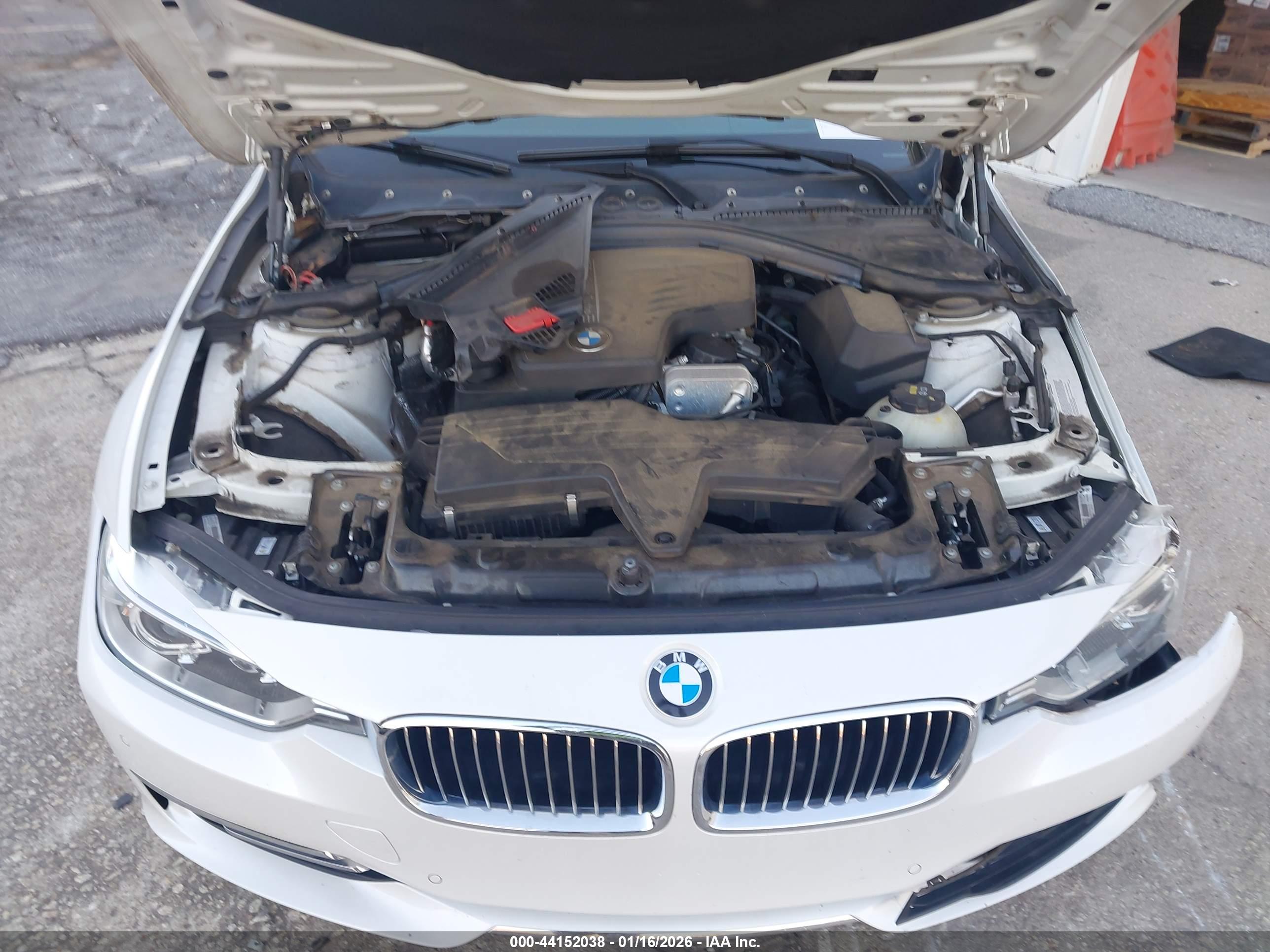 BMW 328I image 10