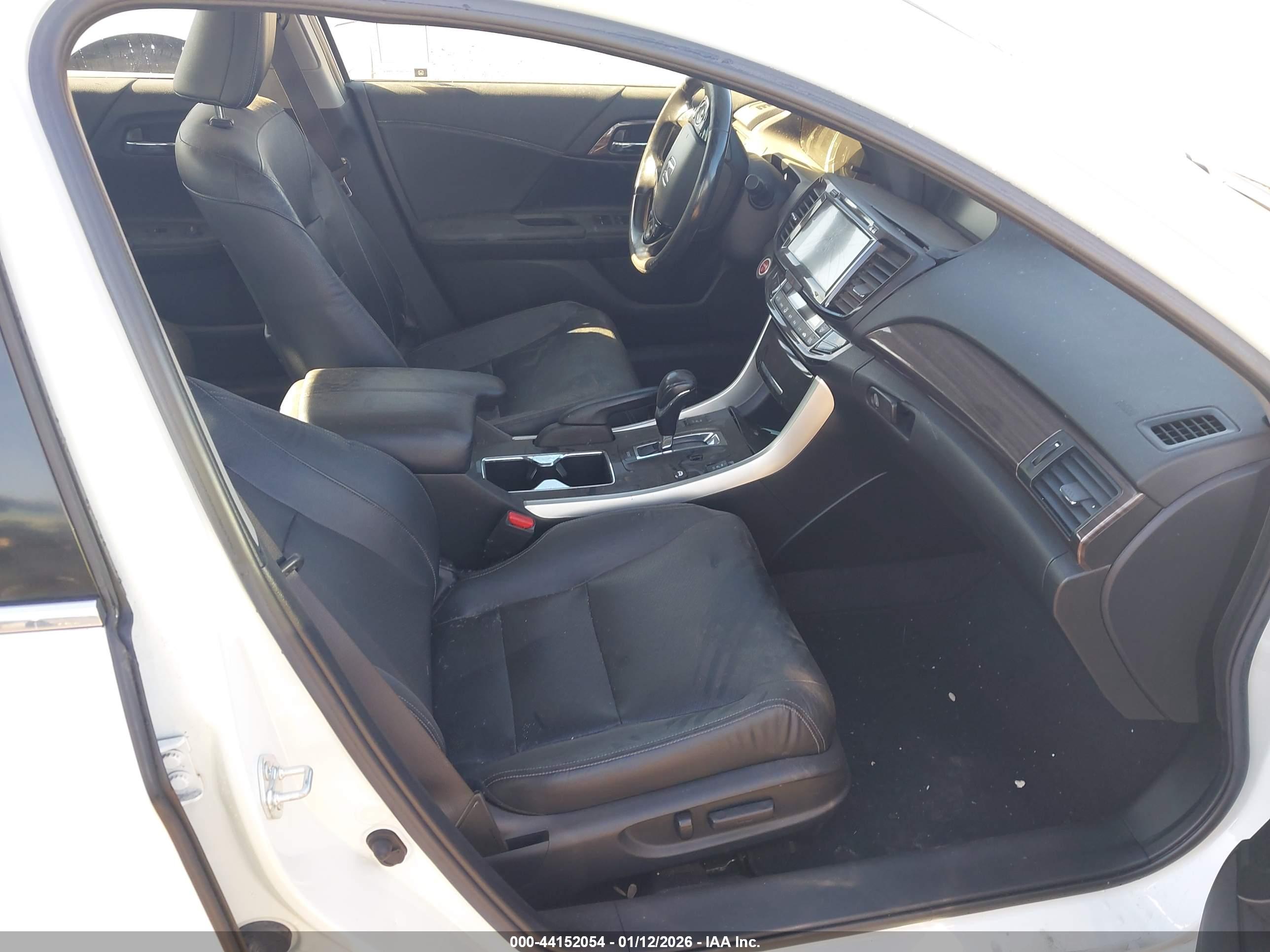 HONDA ACCORD image 5